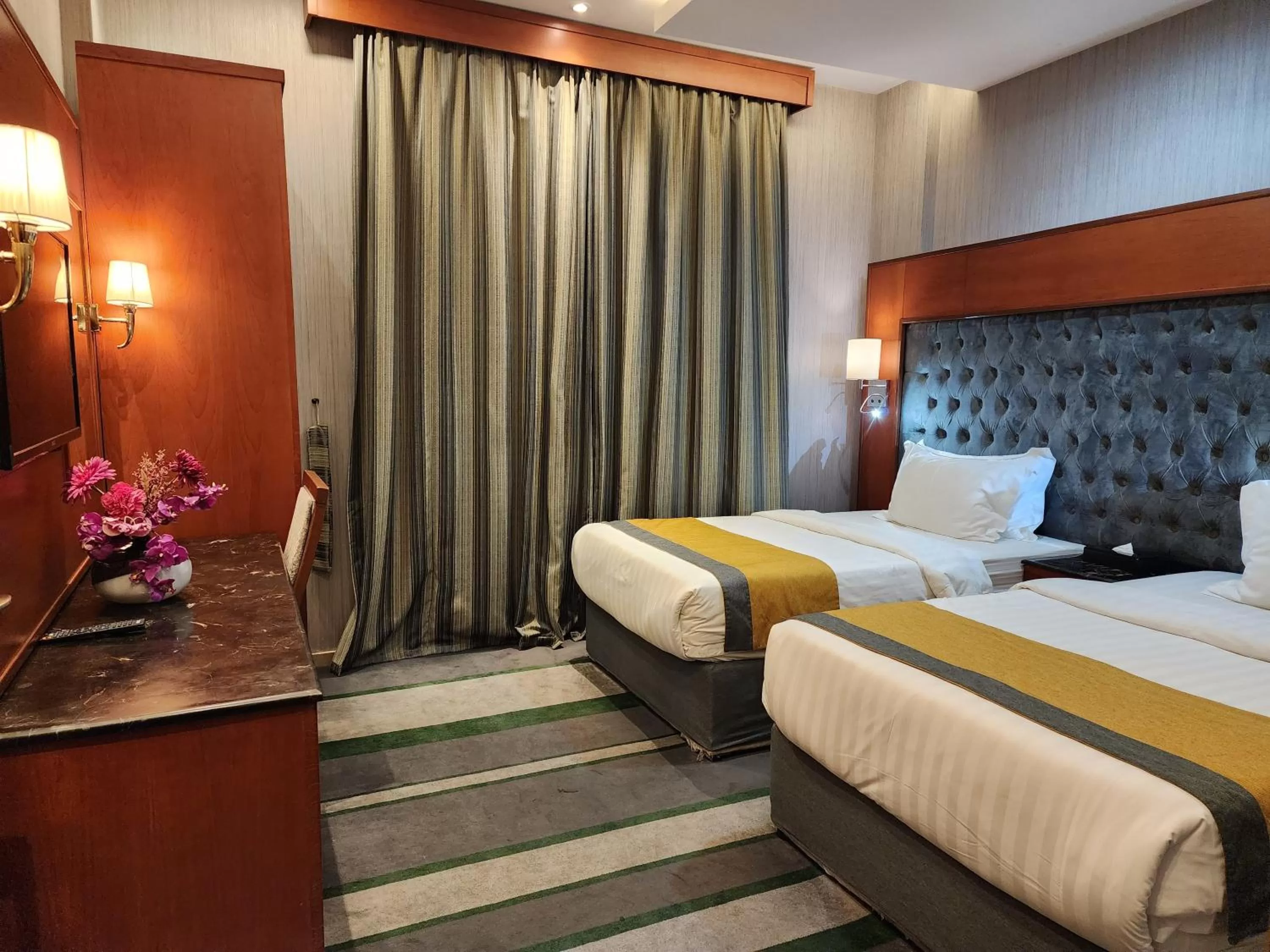 Bed in شاطيء الحياة للأجنحة الفندقية shaty alhayat