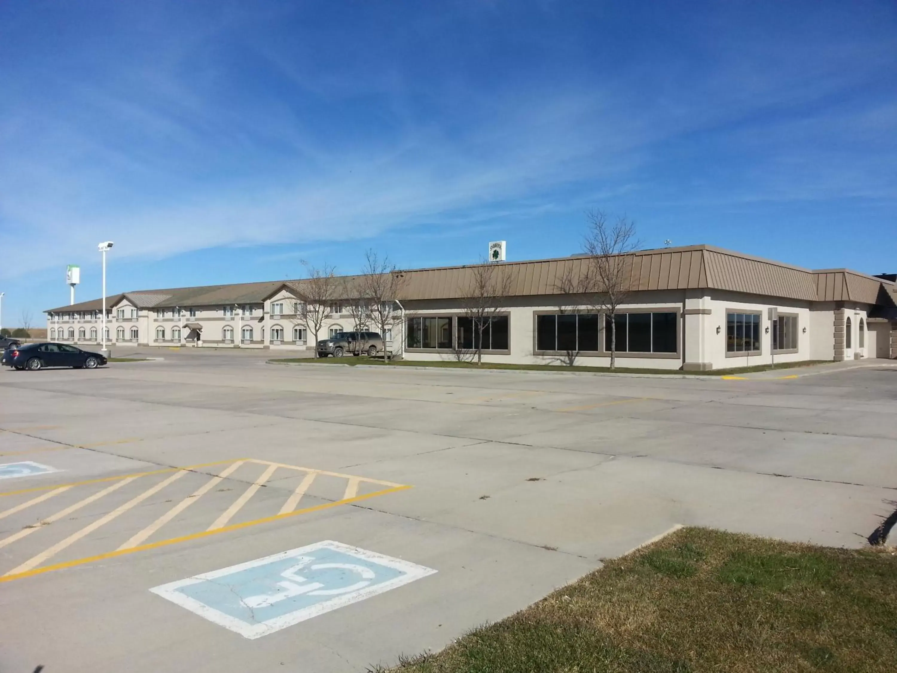 Facade/entrance, Property Building in Country Inn & Suites by Radisson, Sidney, NE