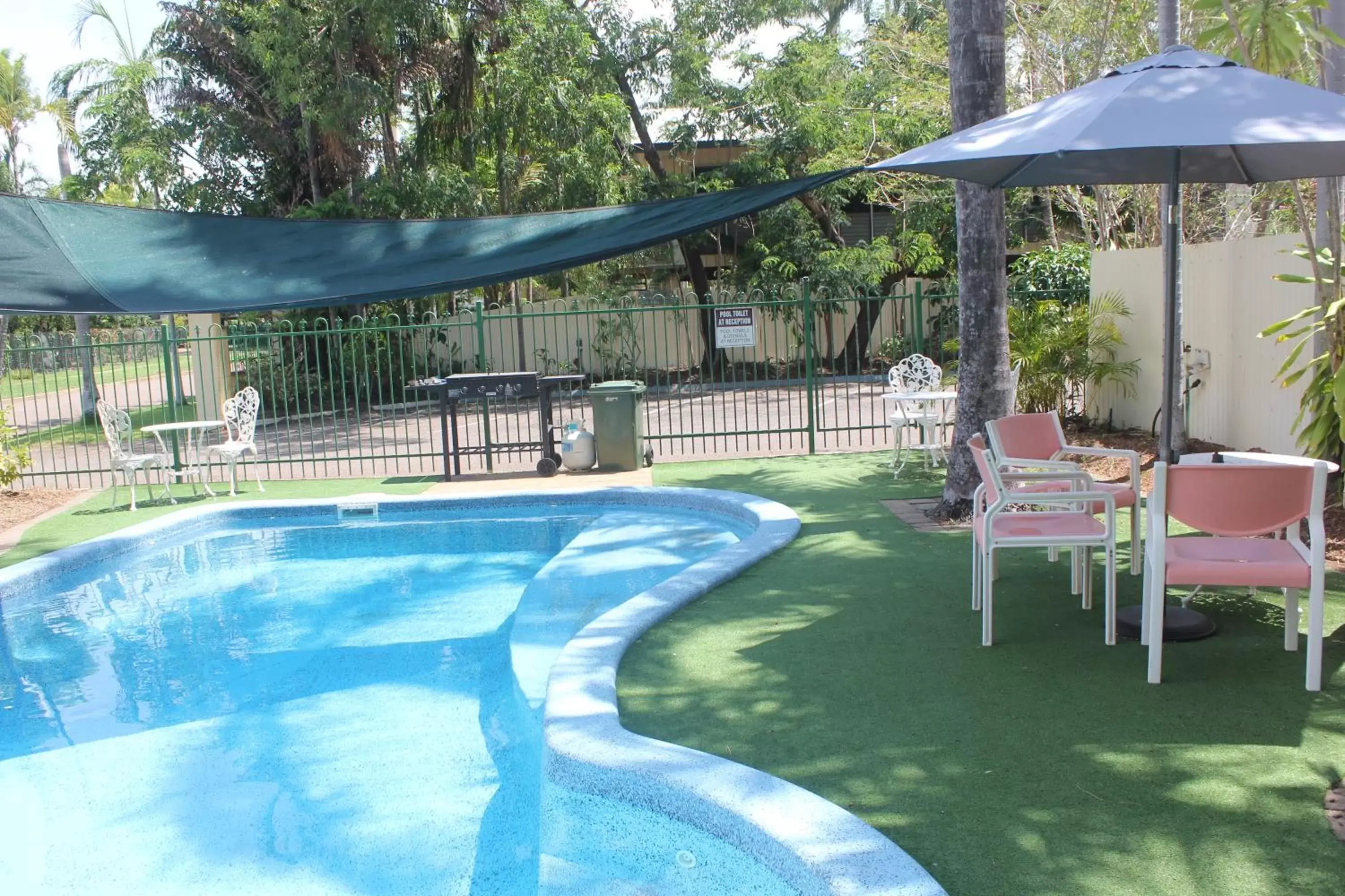Spa and wellness centre/facilities, Swimming Pool in Paravista Motel