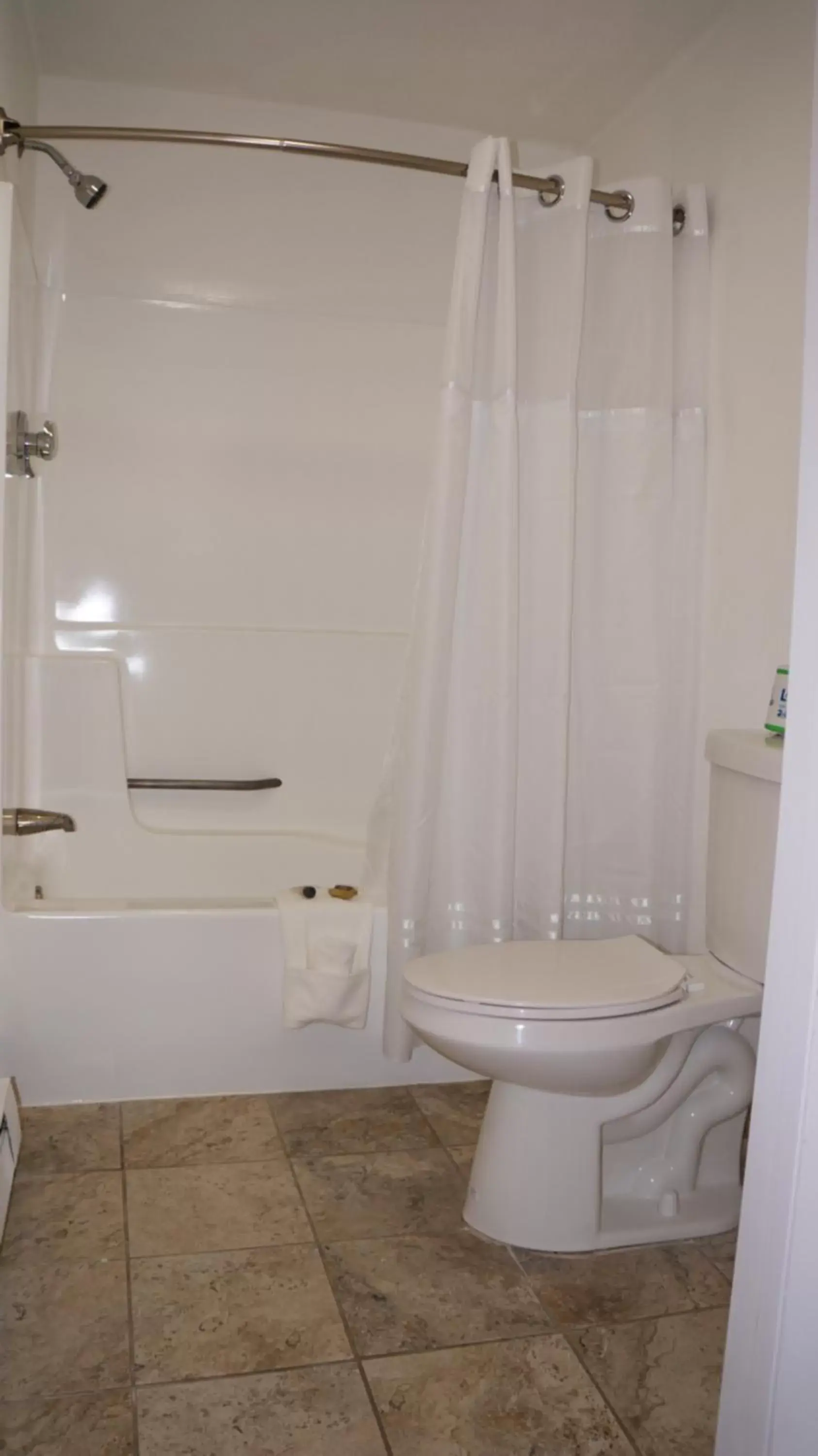 Toilet, Bathroom in Classic Motor Lodge Providence - West Greenwich