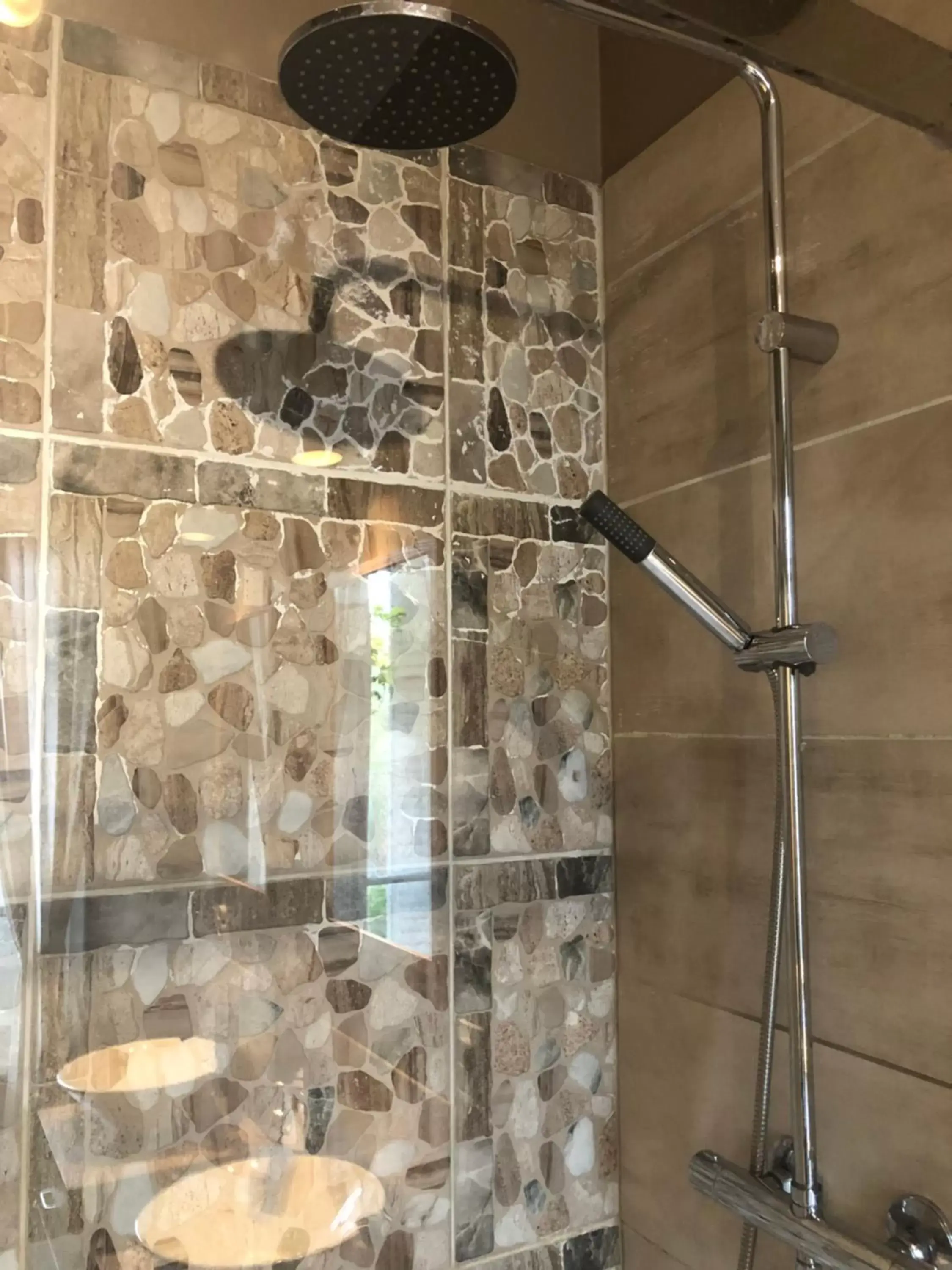 Shower, Bathroom in Maison de la Comtesse