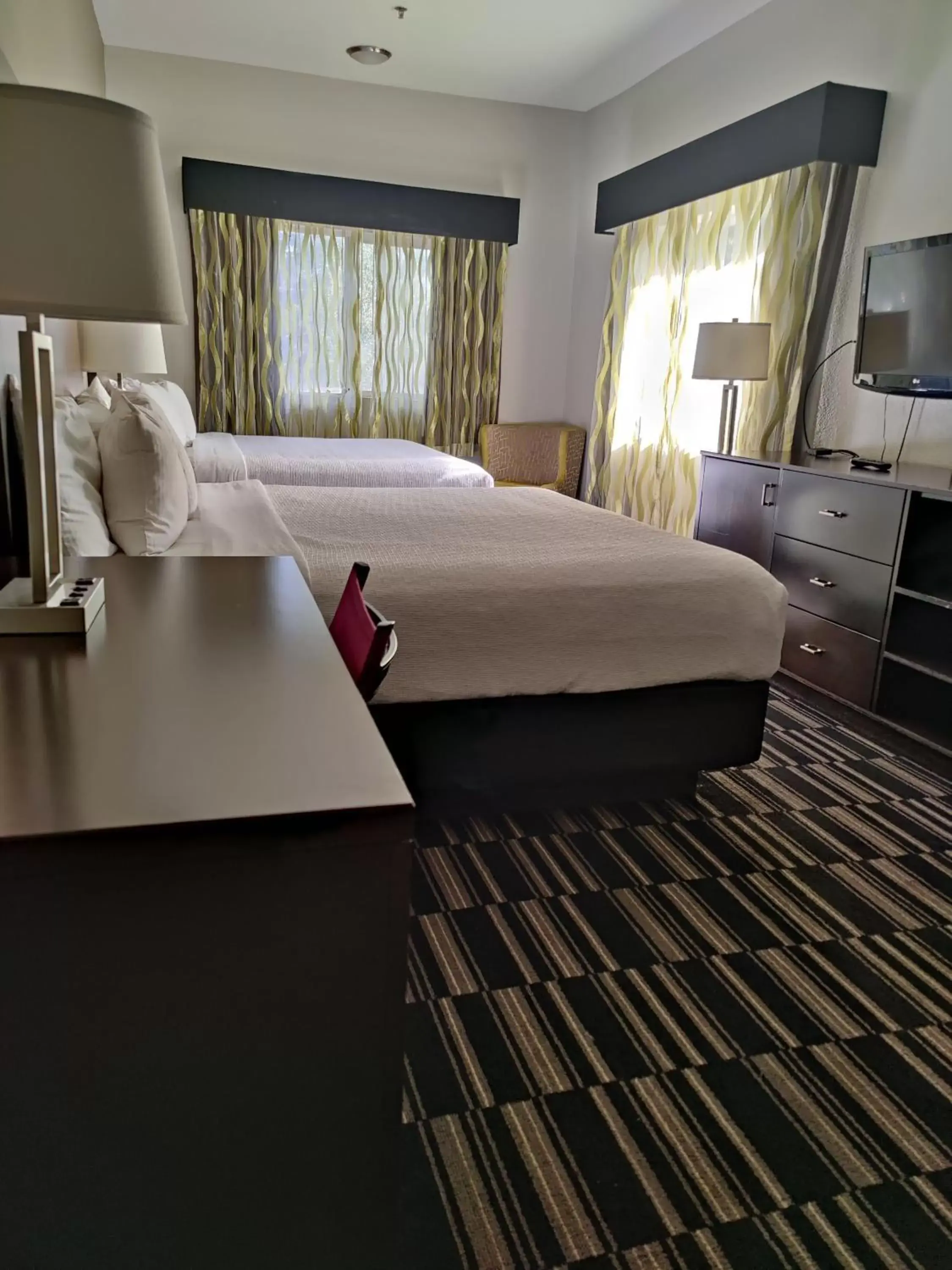 Bed in La Quinta Inn by Wyndham Steamboat Springs