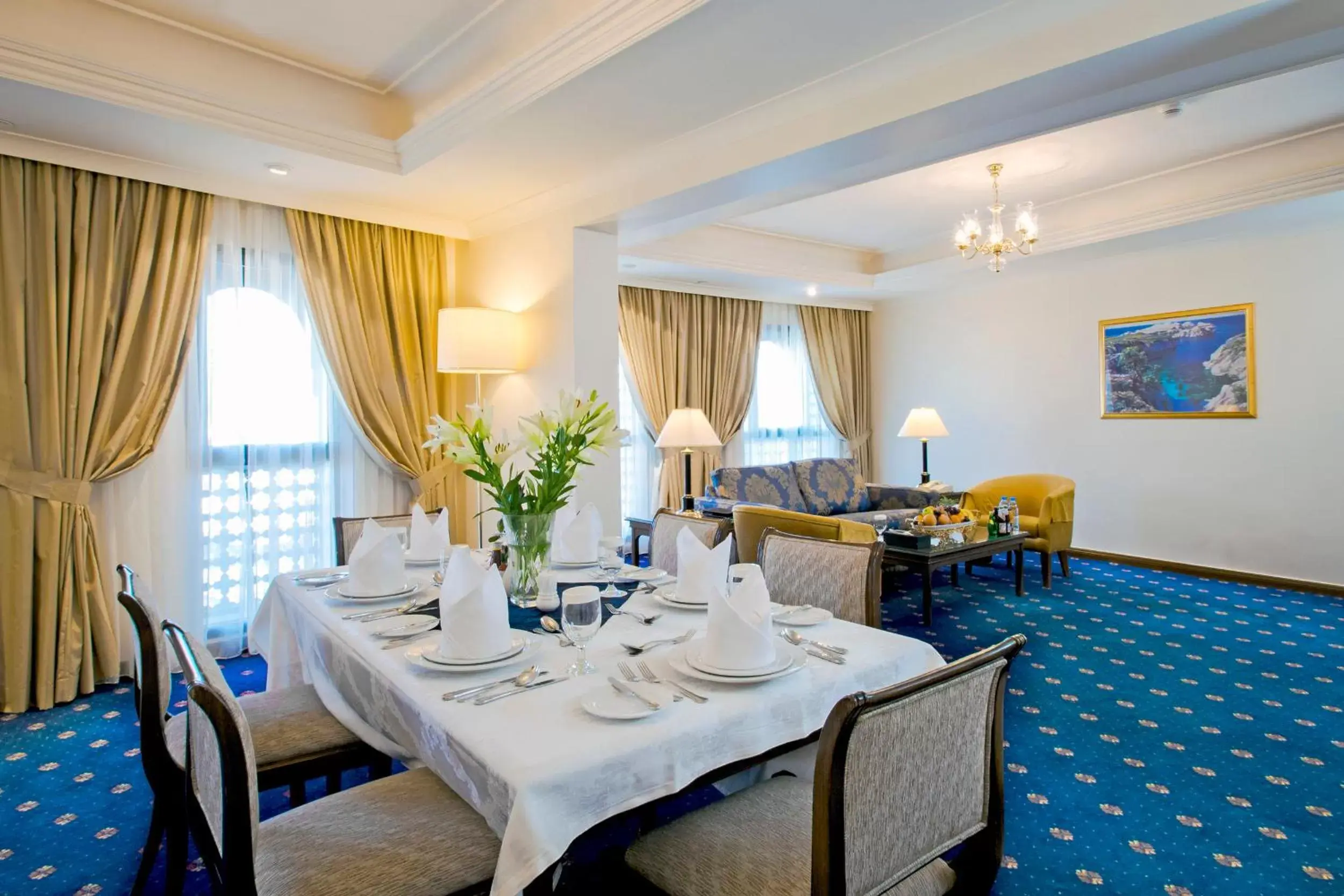 Dining area, Restaurant/Places to Eat in Dar Al Hijra InterContinental