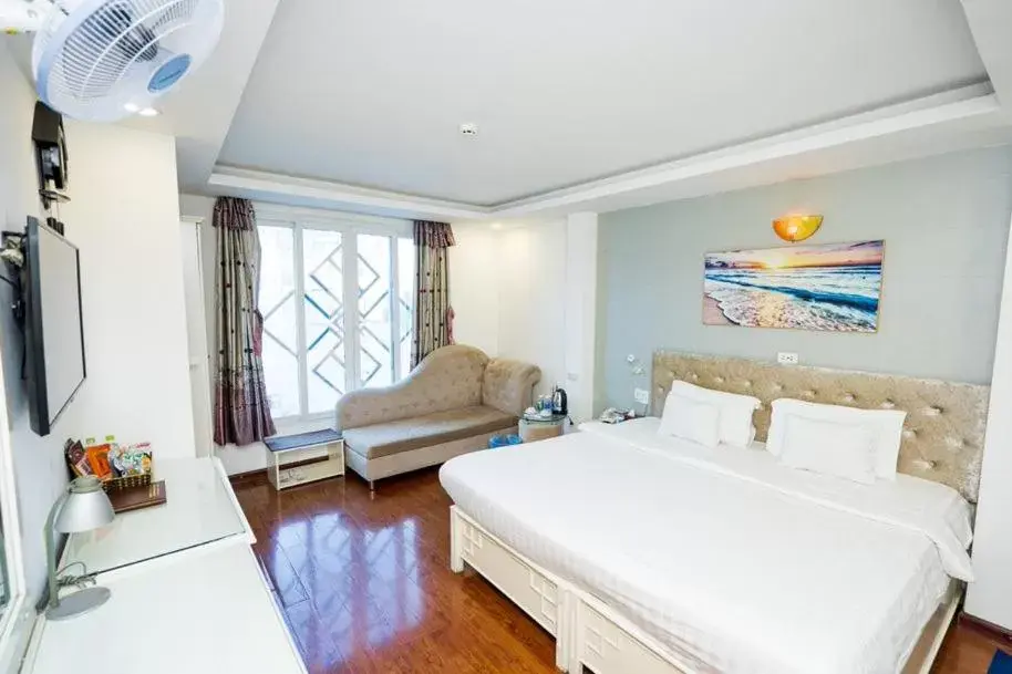 Double or Twin Room with City View in A25 Hotel - 274 Đề Thám Double or Twin Room with City View in A25 Hotel - 274 Đề Thám