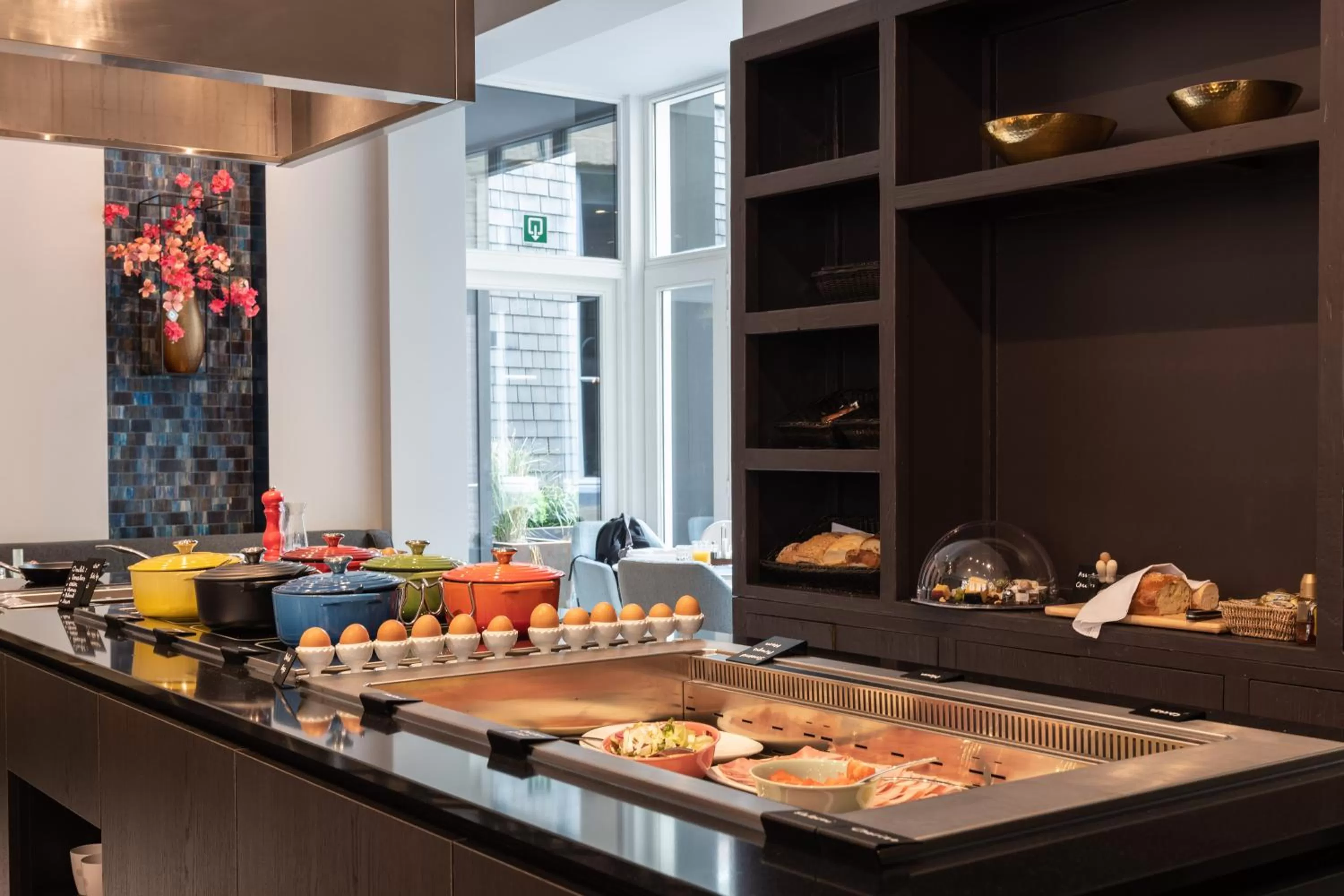 Food and drinks in Boutique Hotel Sablon by CW Hotel Collection