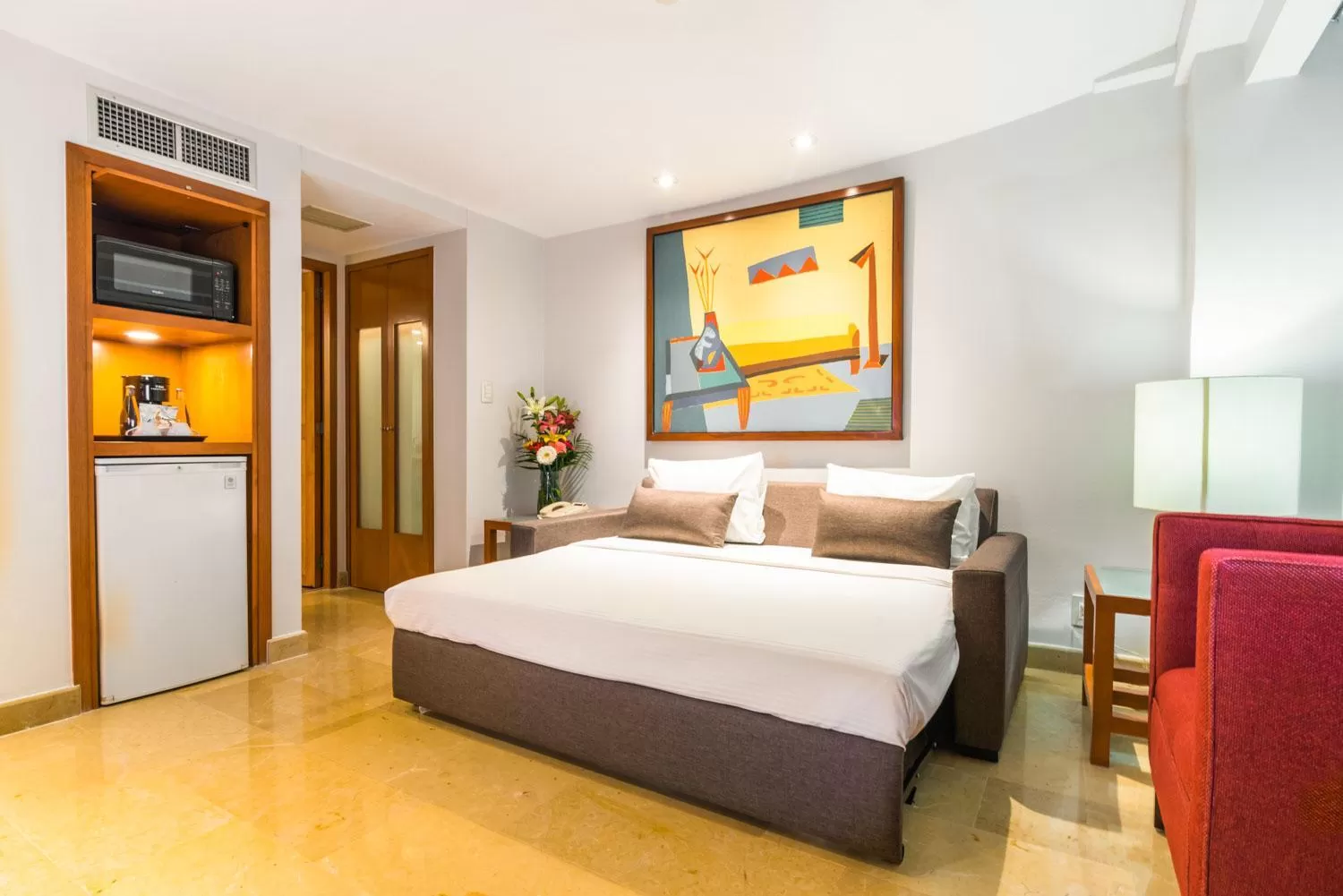 Decorative detail, Bed in Eurostars Zona Rosa Suites