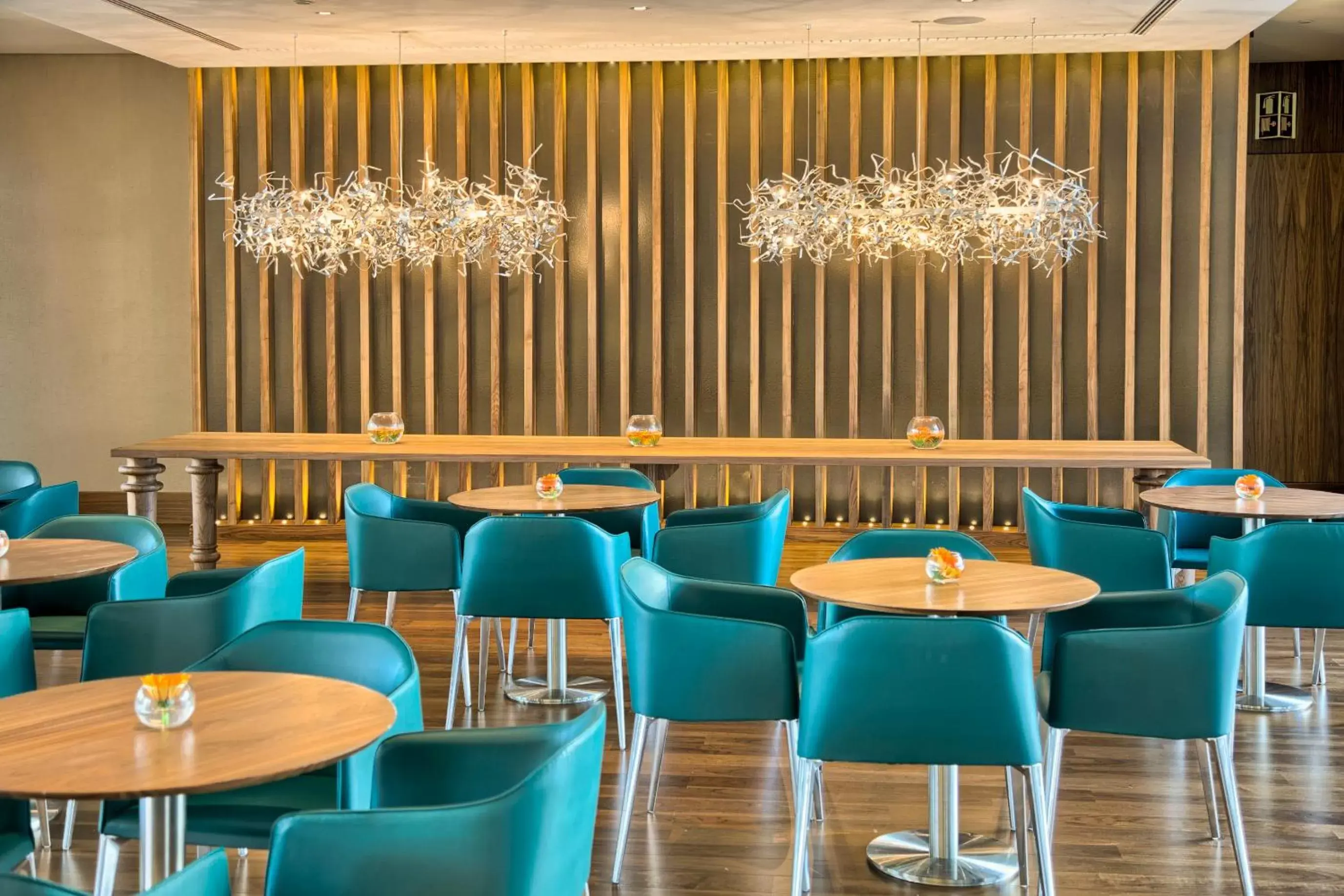 Lounge or bar, Restaurant/Places to Eat in EPIC SANA Lisboa Hotel