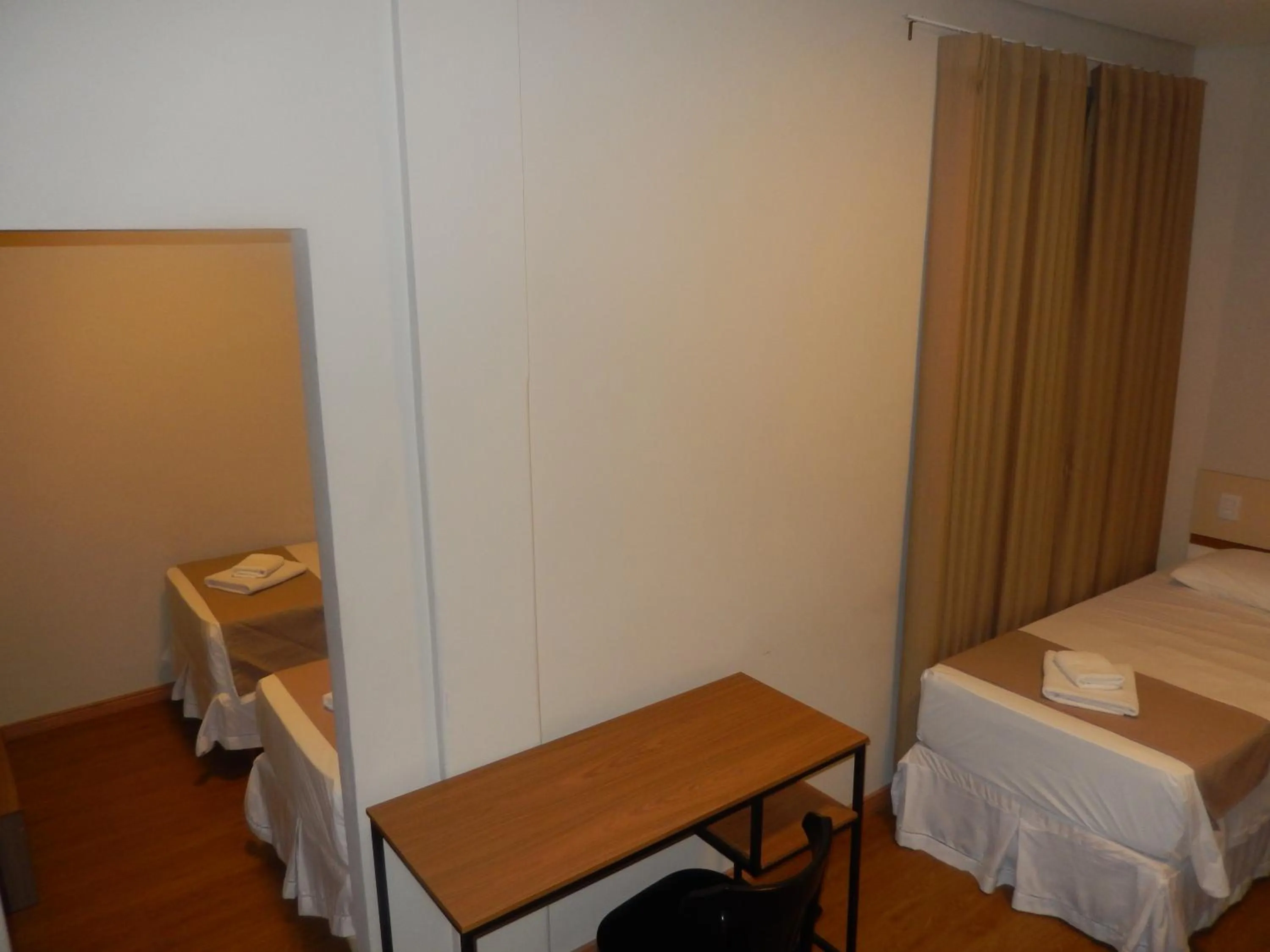 Bed in Hotel Metropole