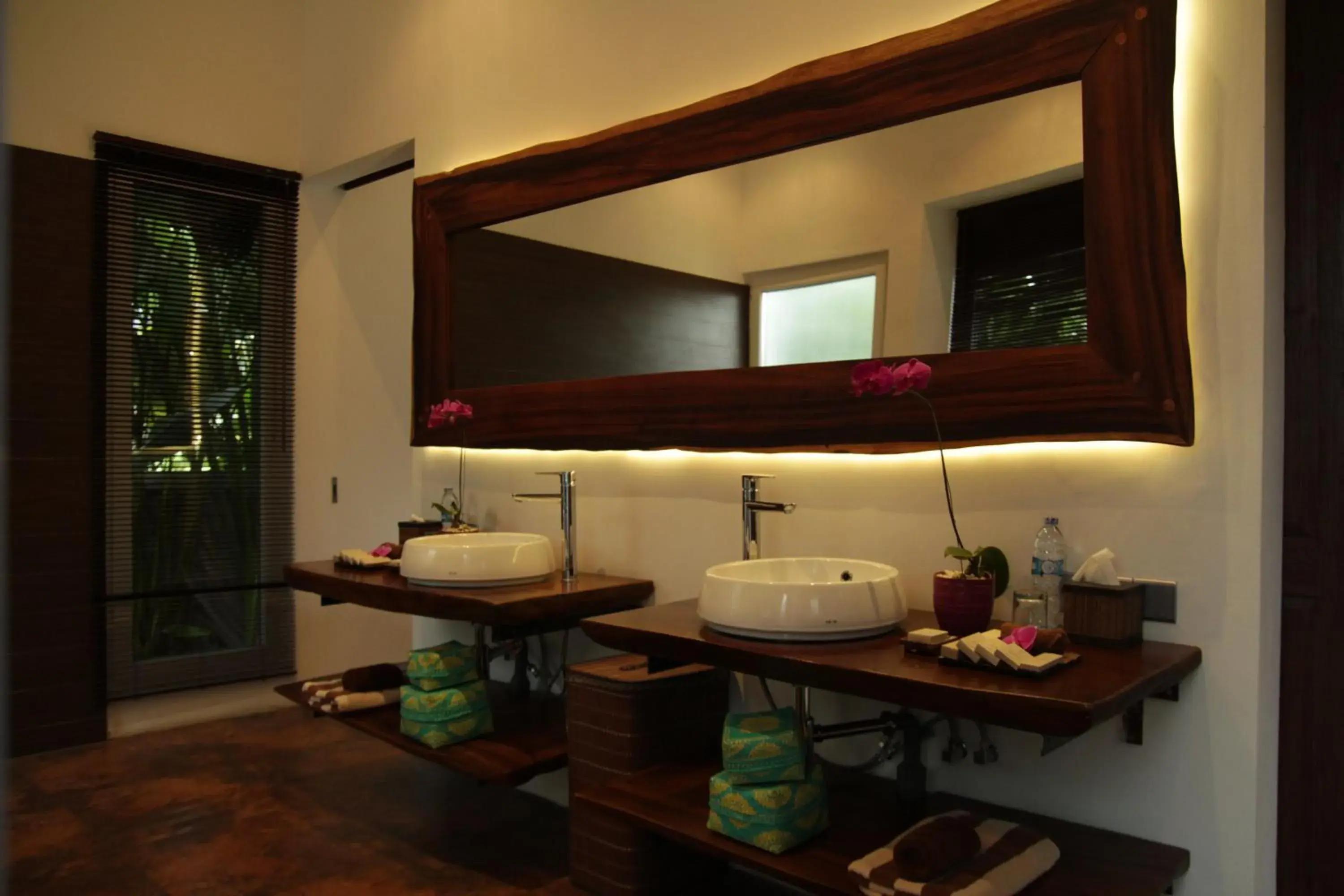 Bathroom in The Samara Villas & Restaurant