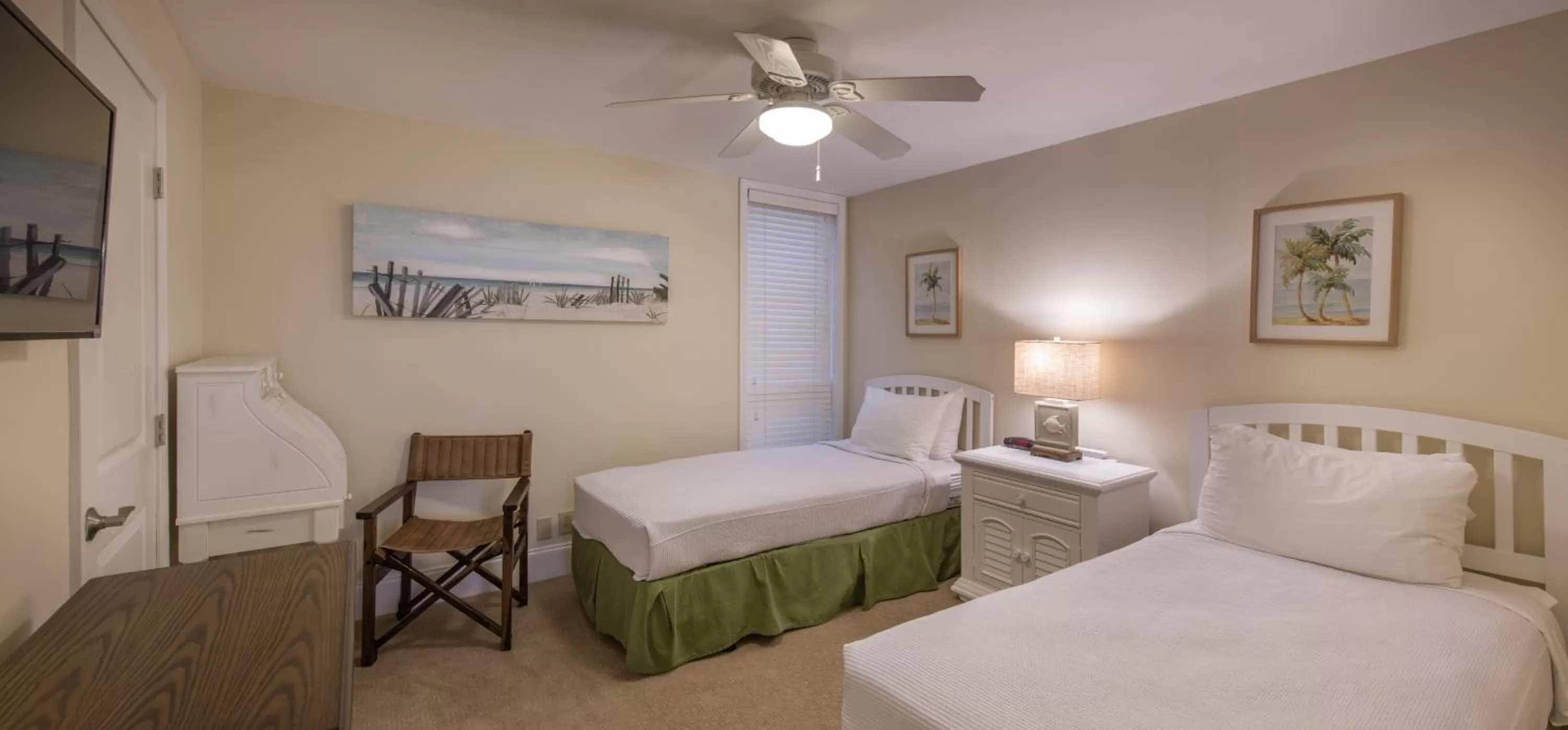 Bedroom, Bed in Villas by the Sea Resort & Conference Center