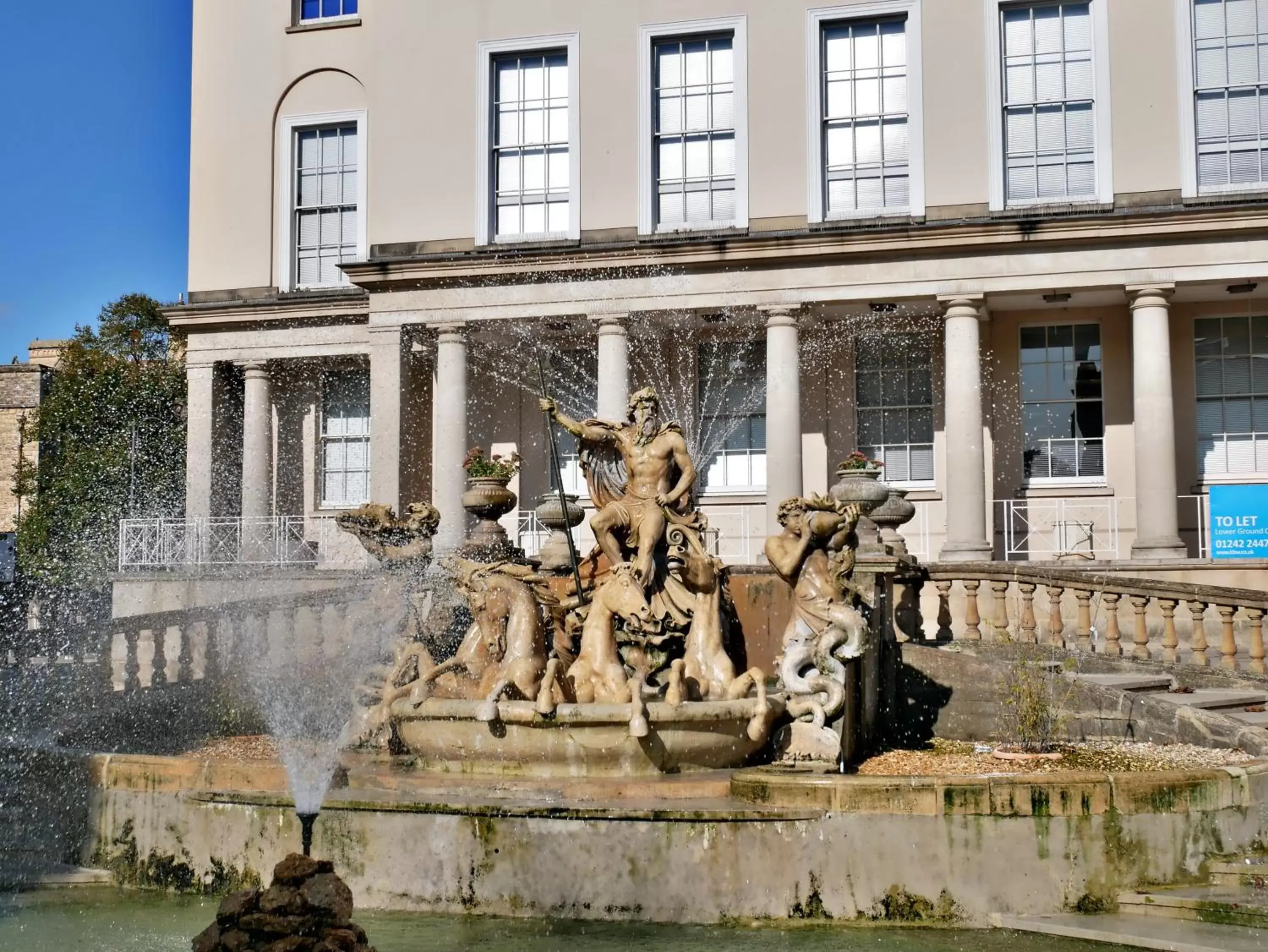 Neighbourhood in The Abbey Townhouse - Cheltenham