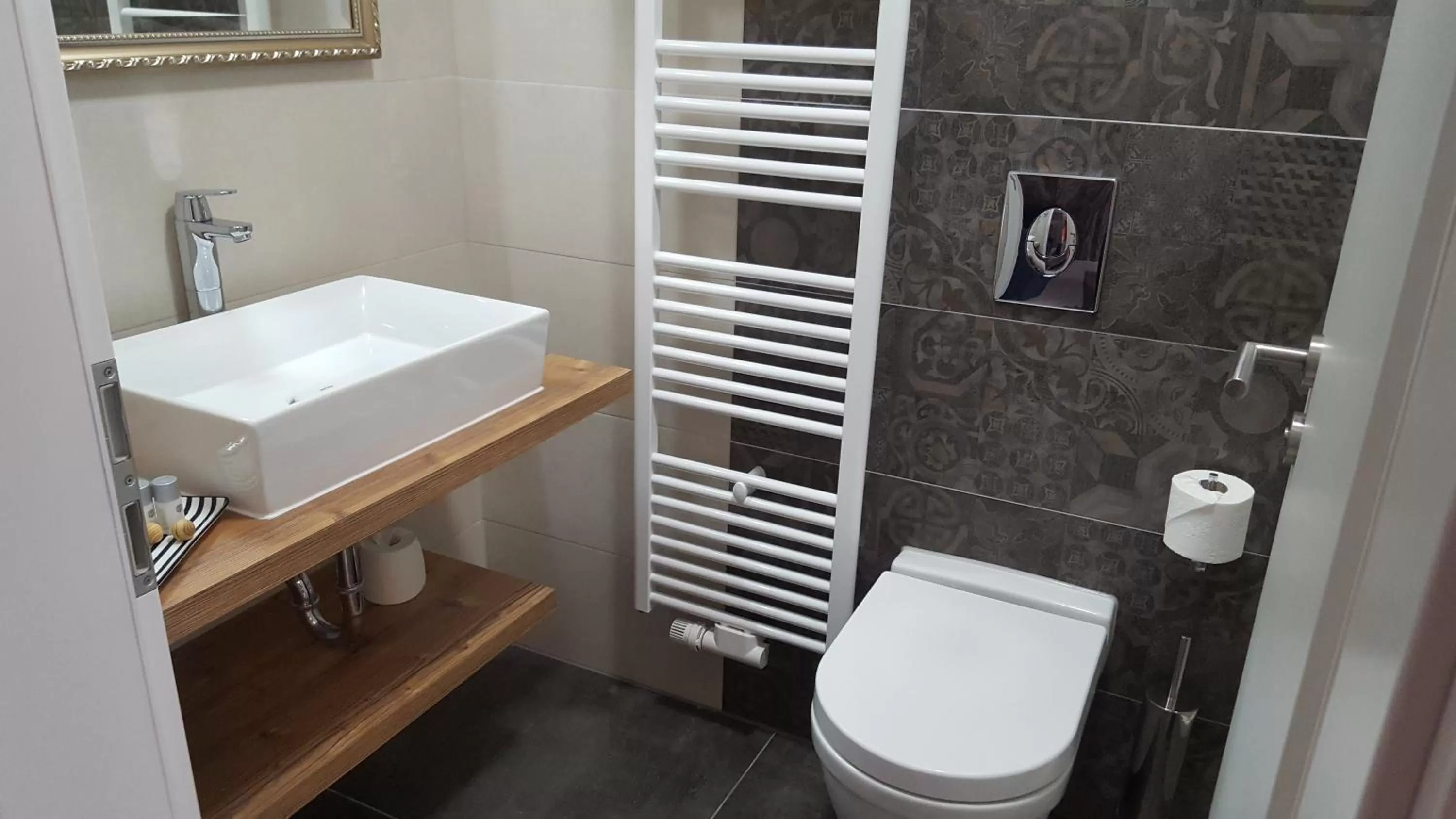 Bathroom in Novel Hotel