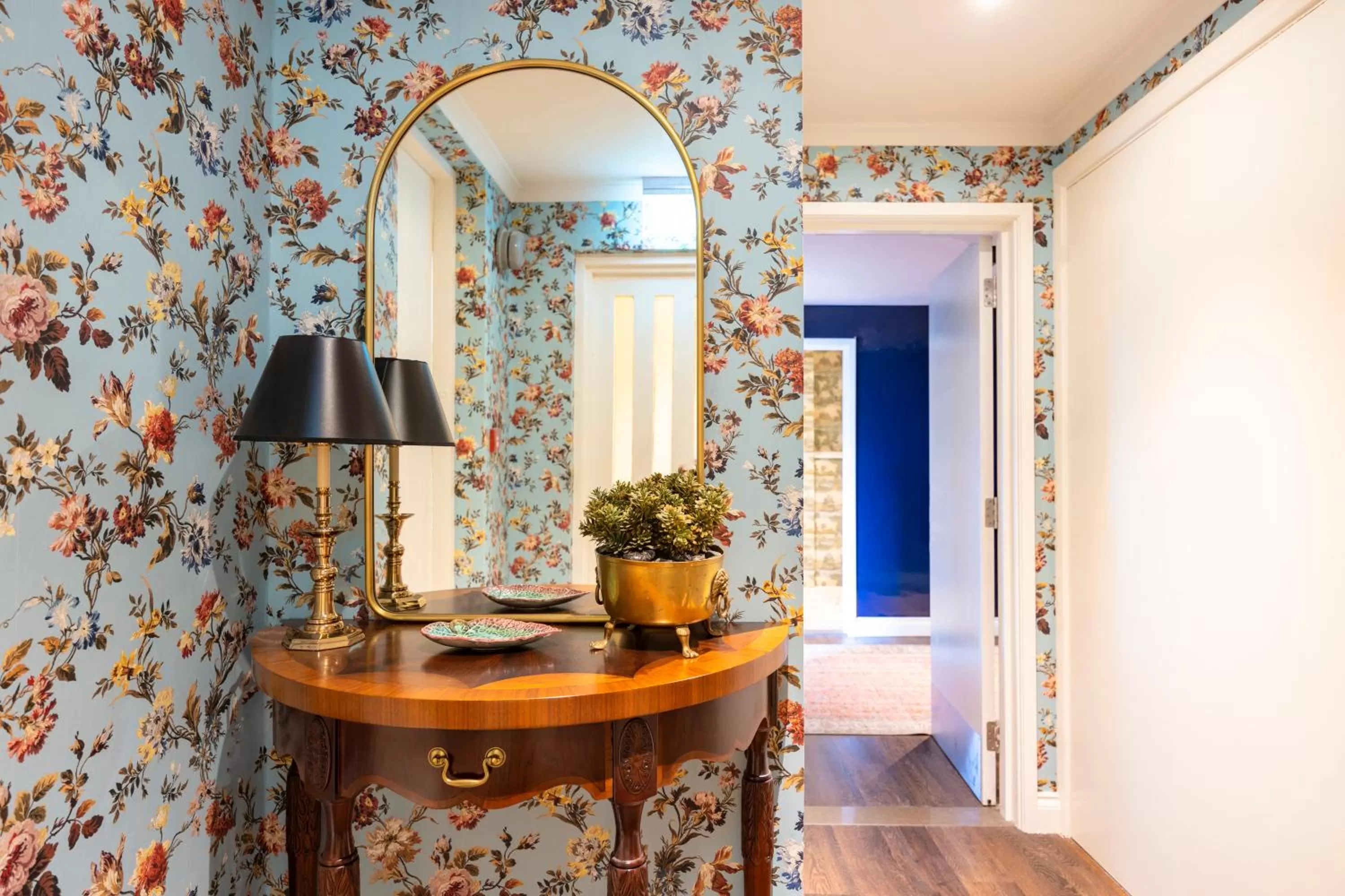 Living room in Graduate by Hilton Cambridge