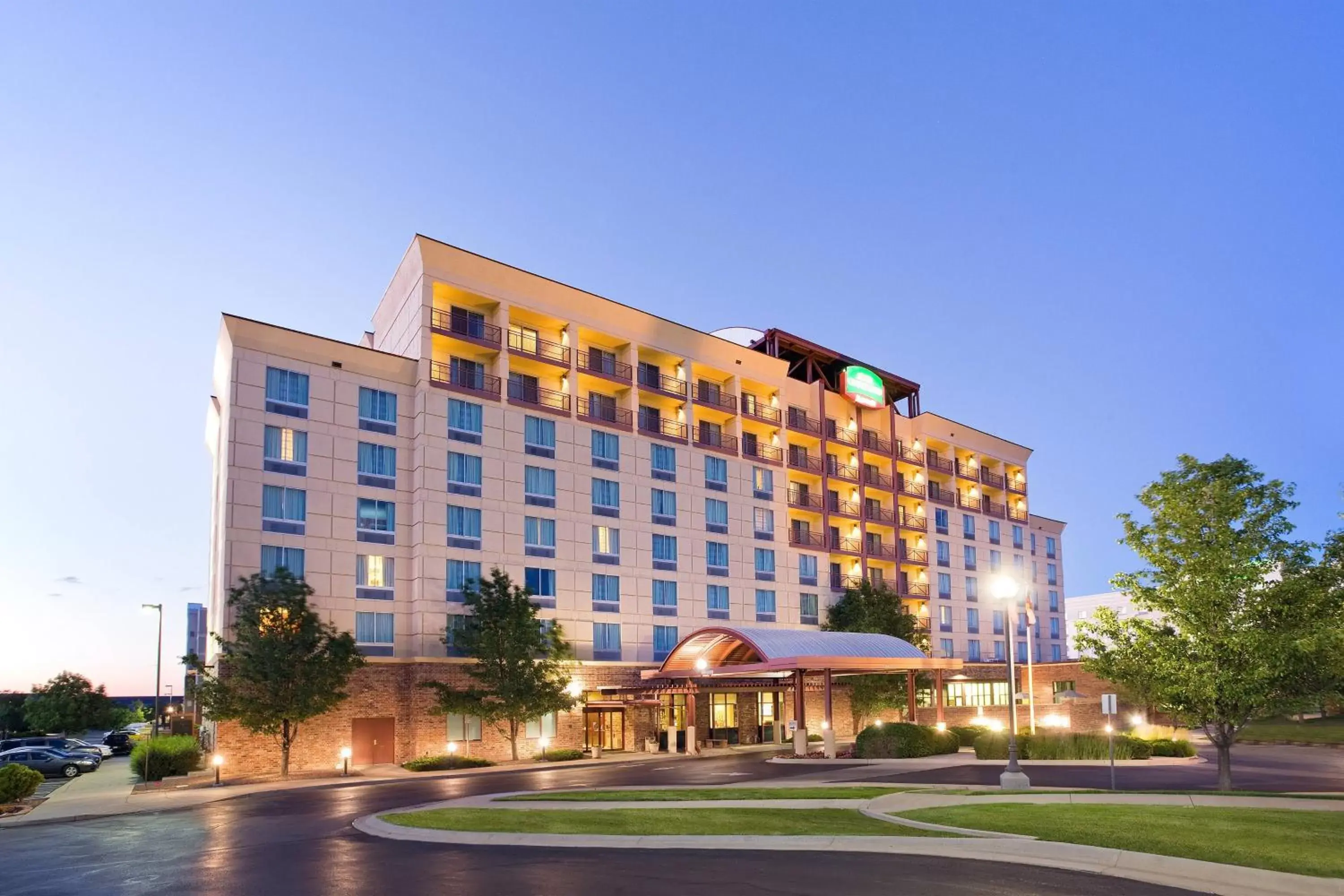 Property Building in Courtyard by Marriott Denver Airport