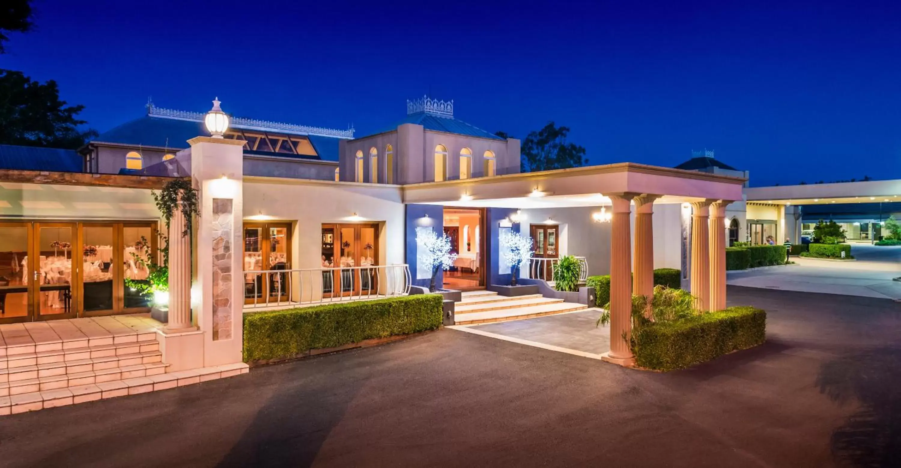 Property building in Shangri-La Gardens Property building in Shangri-La Gardens