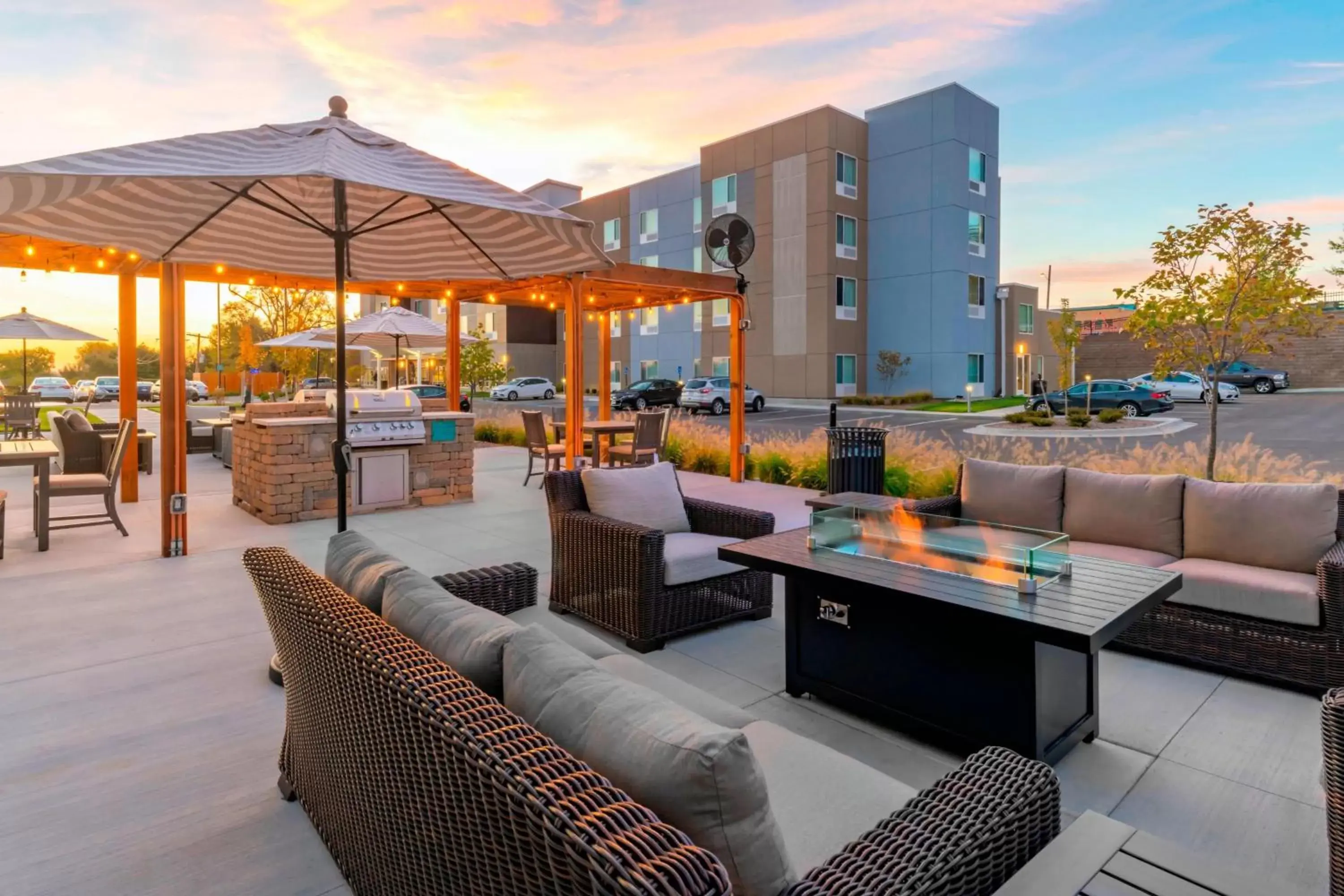 Restaurant/places to eat in TownePlace Suites by Marriott Leavenworth