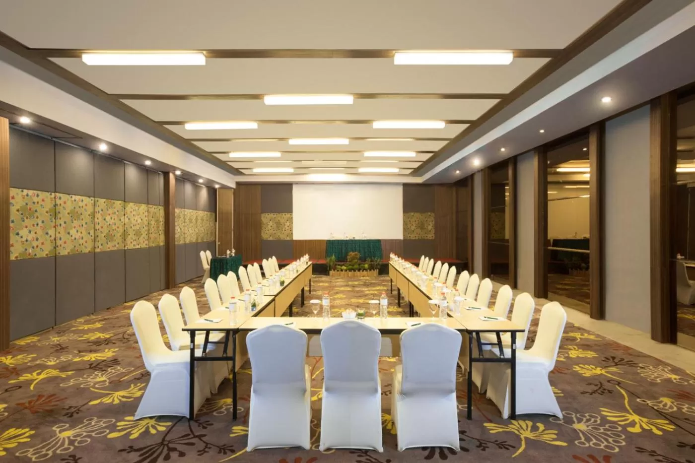 Meeting/conference room in Khas Hotel Pekalongan