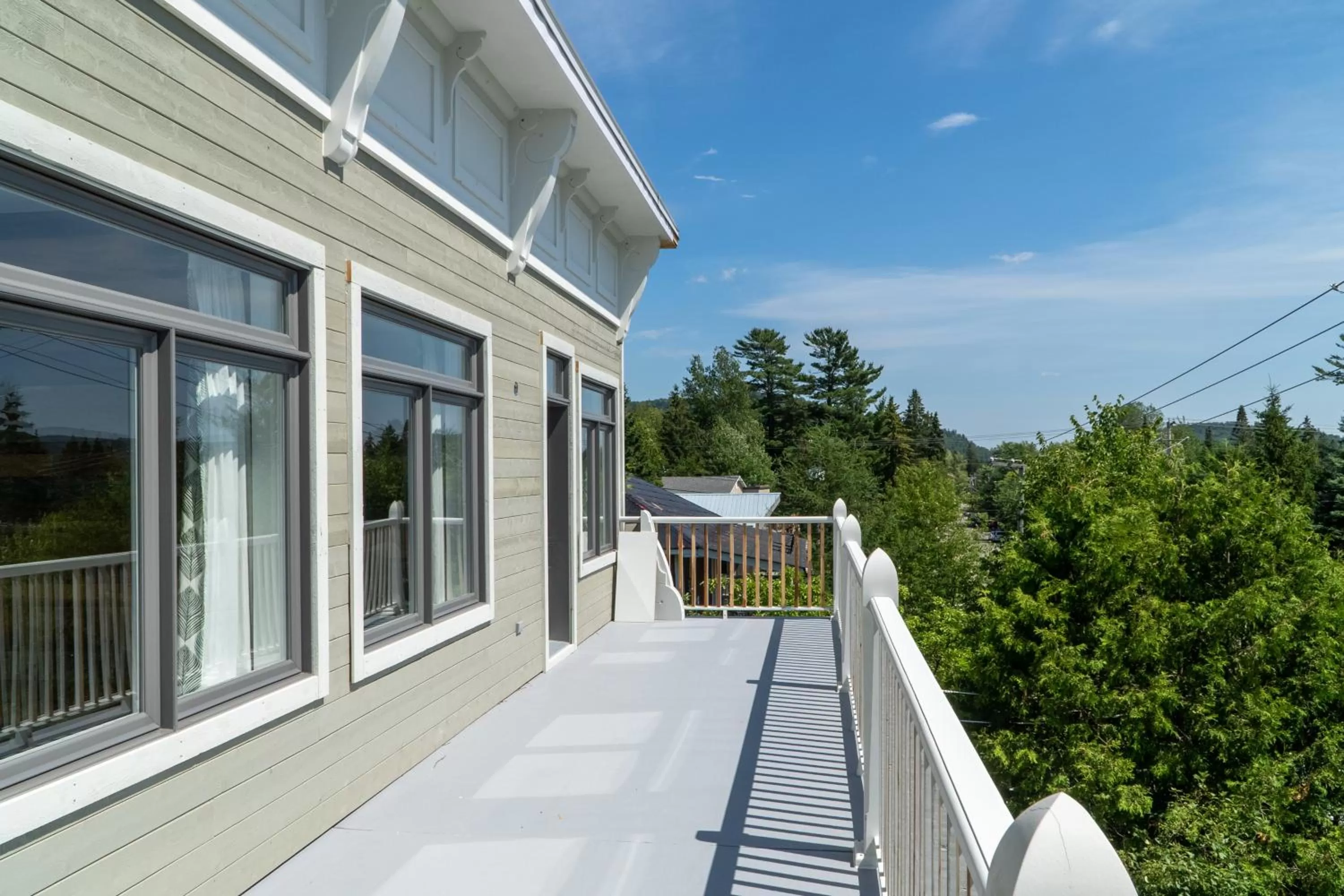 Balcony/Terrace in Hôtel Val-David - Appartements de la Gare