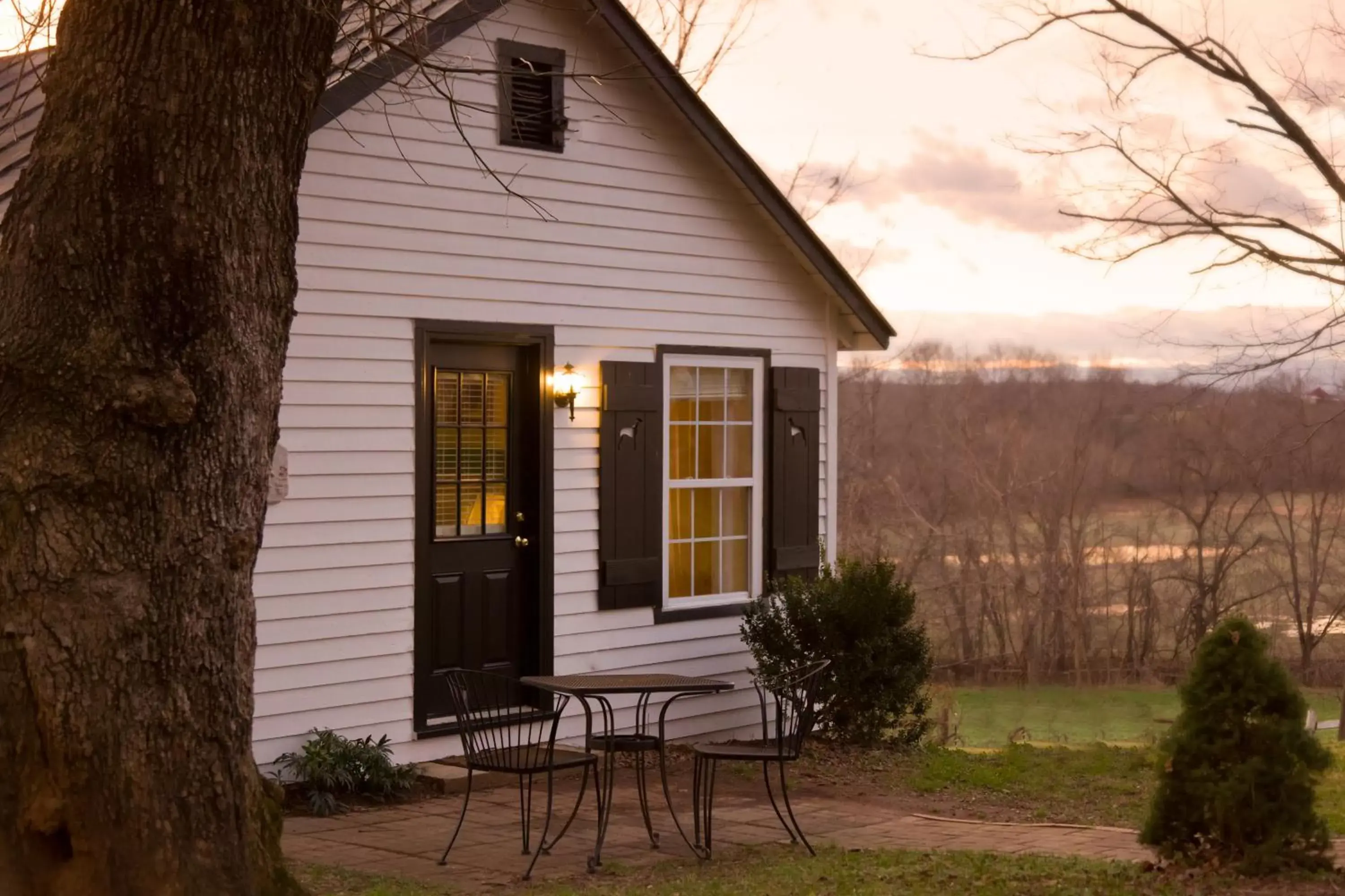 Patio in The Inn & Tavern at Meander