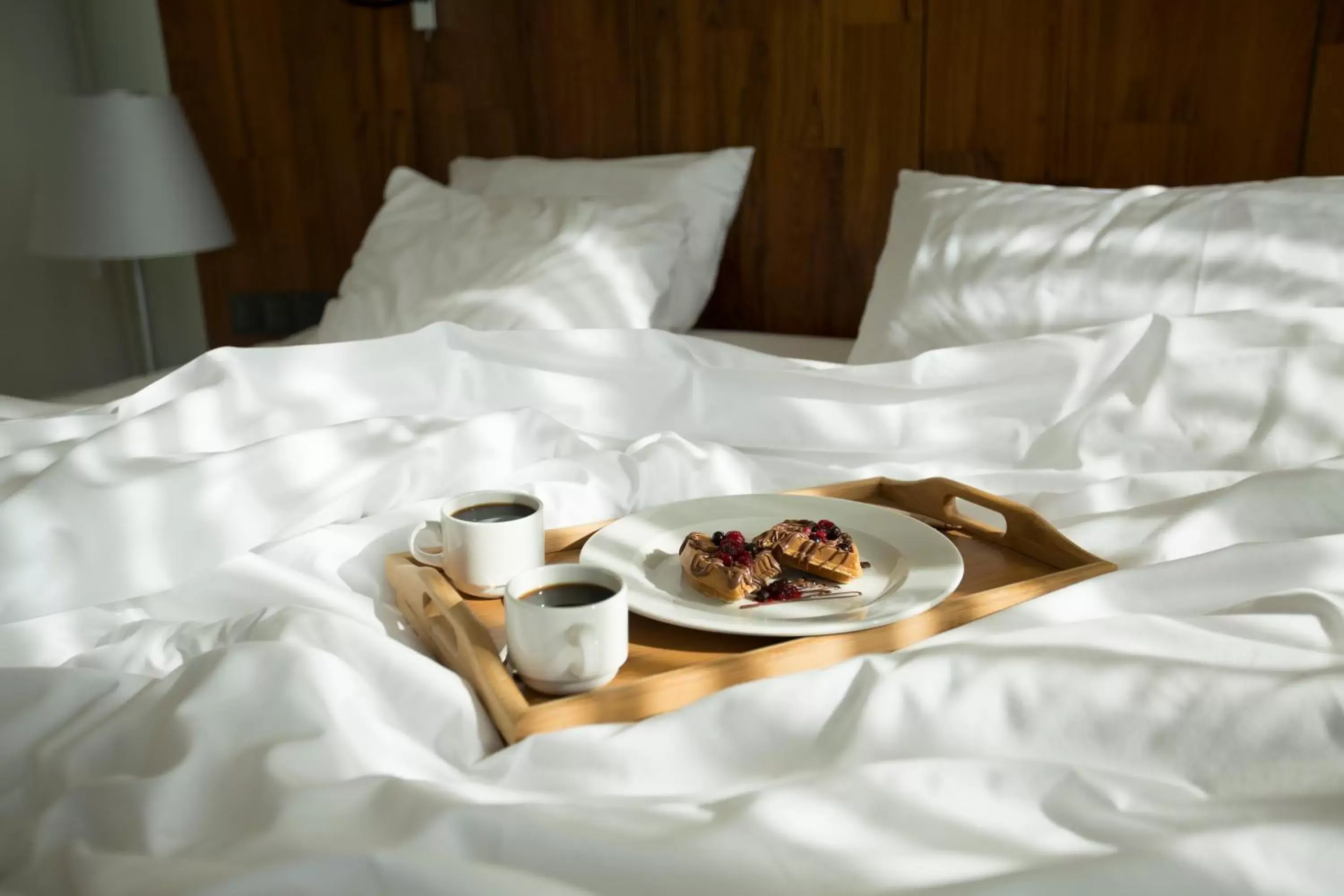 Food, Bed in Holiday Inn - Tbilisi, an IHG Hotel