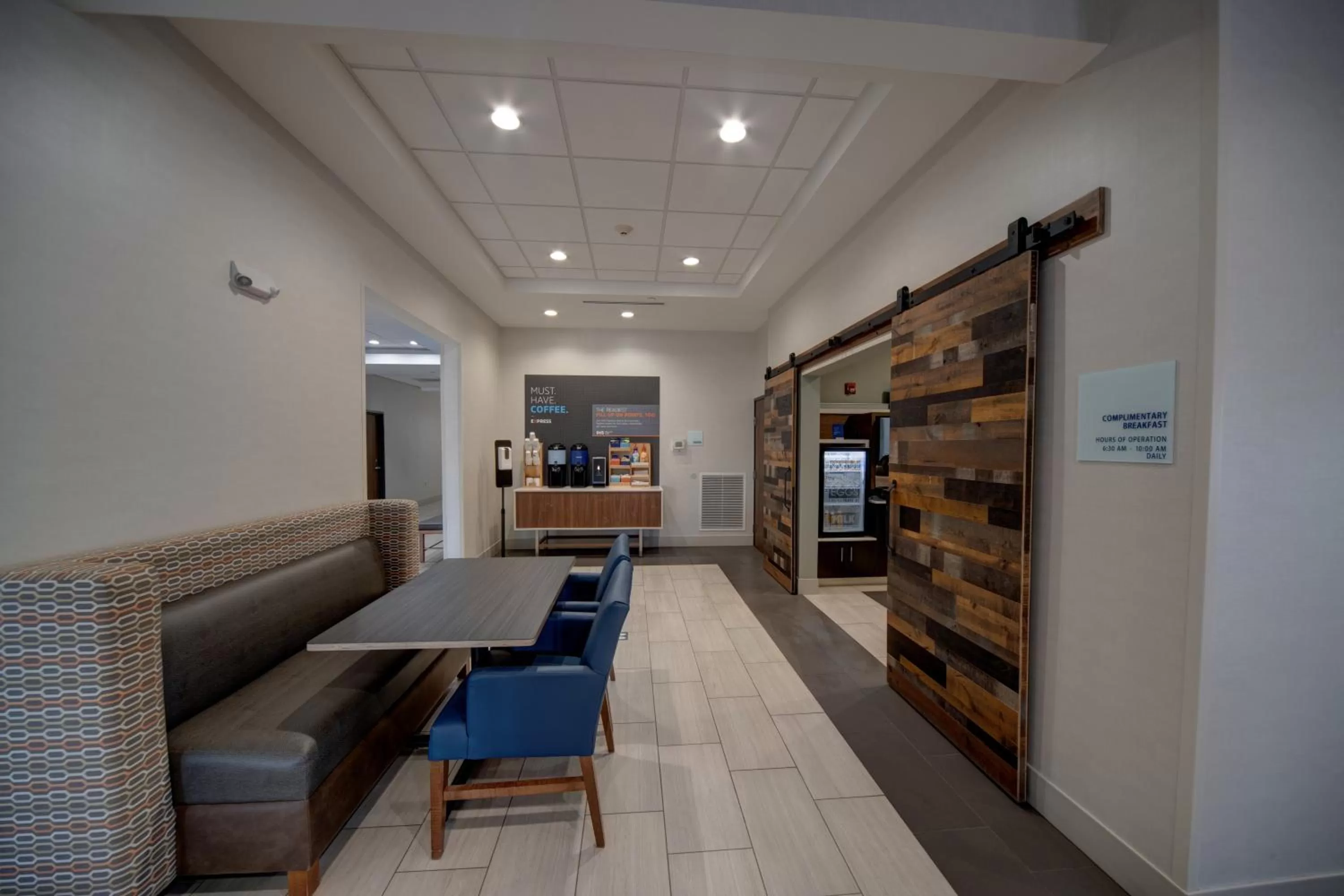 Holiday Inn Express & Suites Oklahoma City West-Yukon by IHG