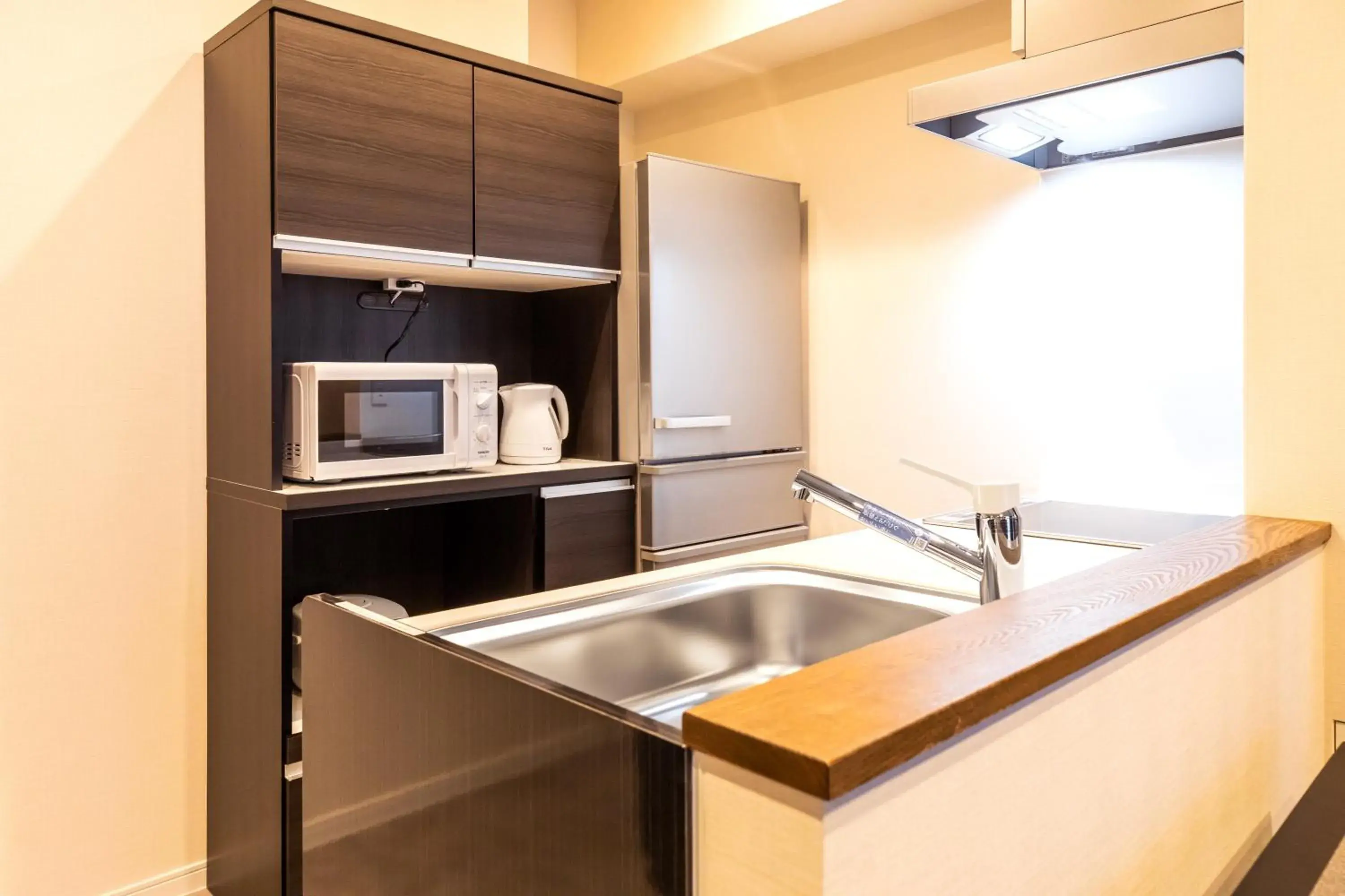 Kitchen or kitchenette, Kitchen/Kitchenette in LAPIN MIHAMA Residence Hotel
