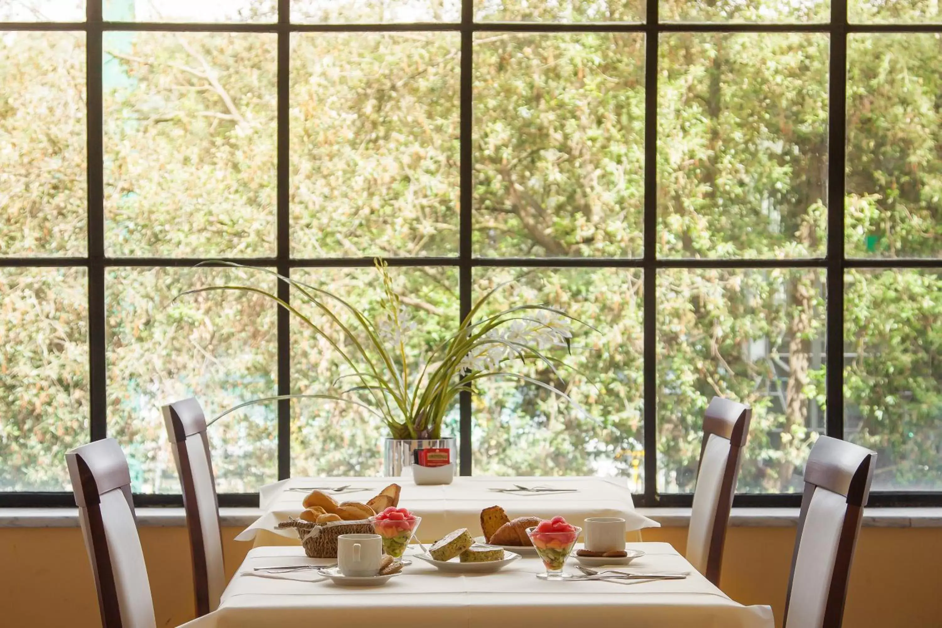 Restaurant/places to eat in Albergo Chiusarelli Restaurant/places to eat in Albergo Chiusarelli