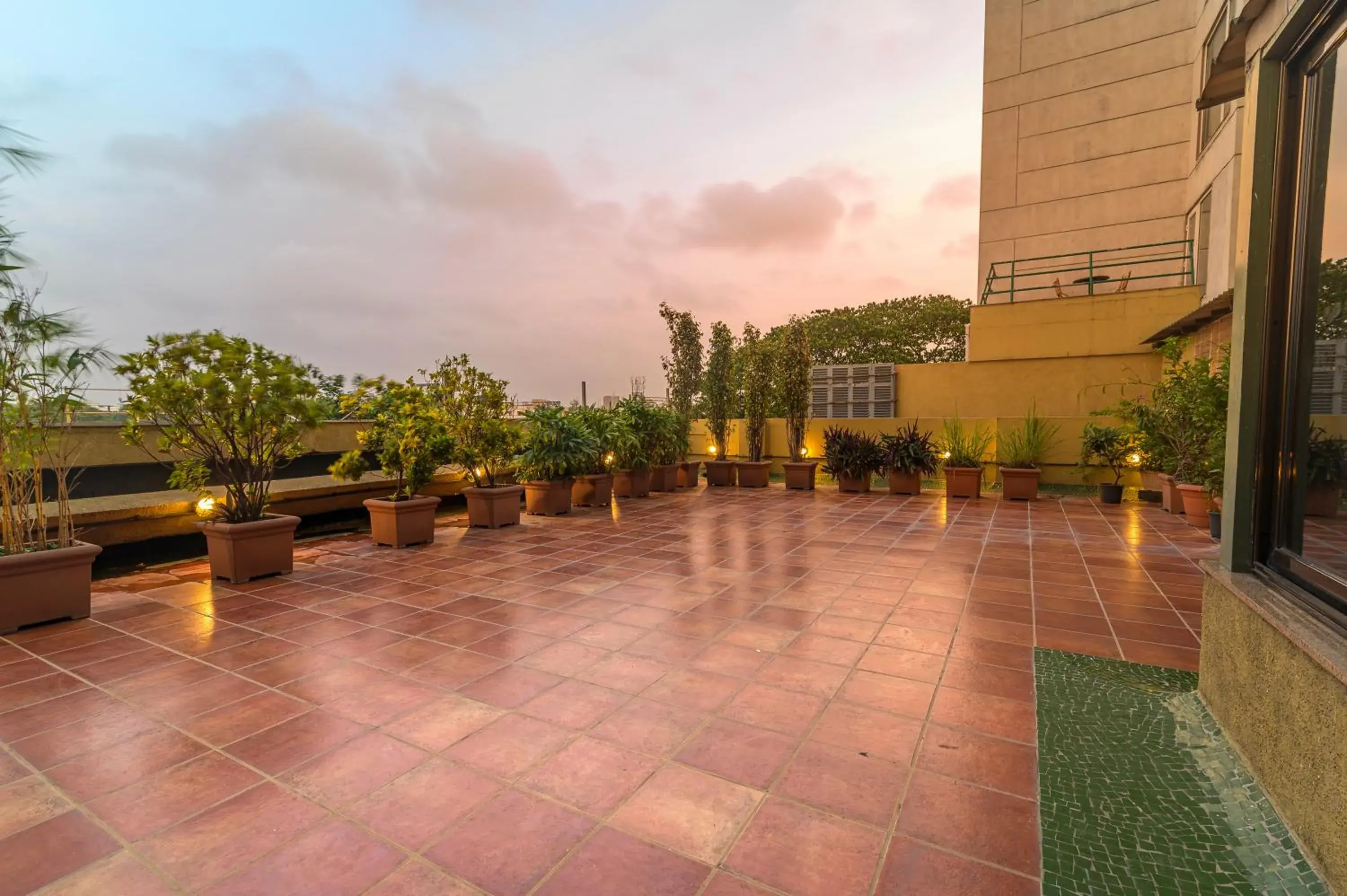 Balcony/Terrace in Budget Inn Bellevue