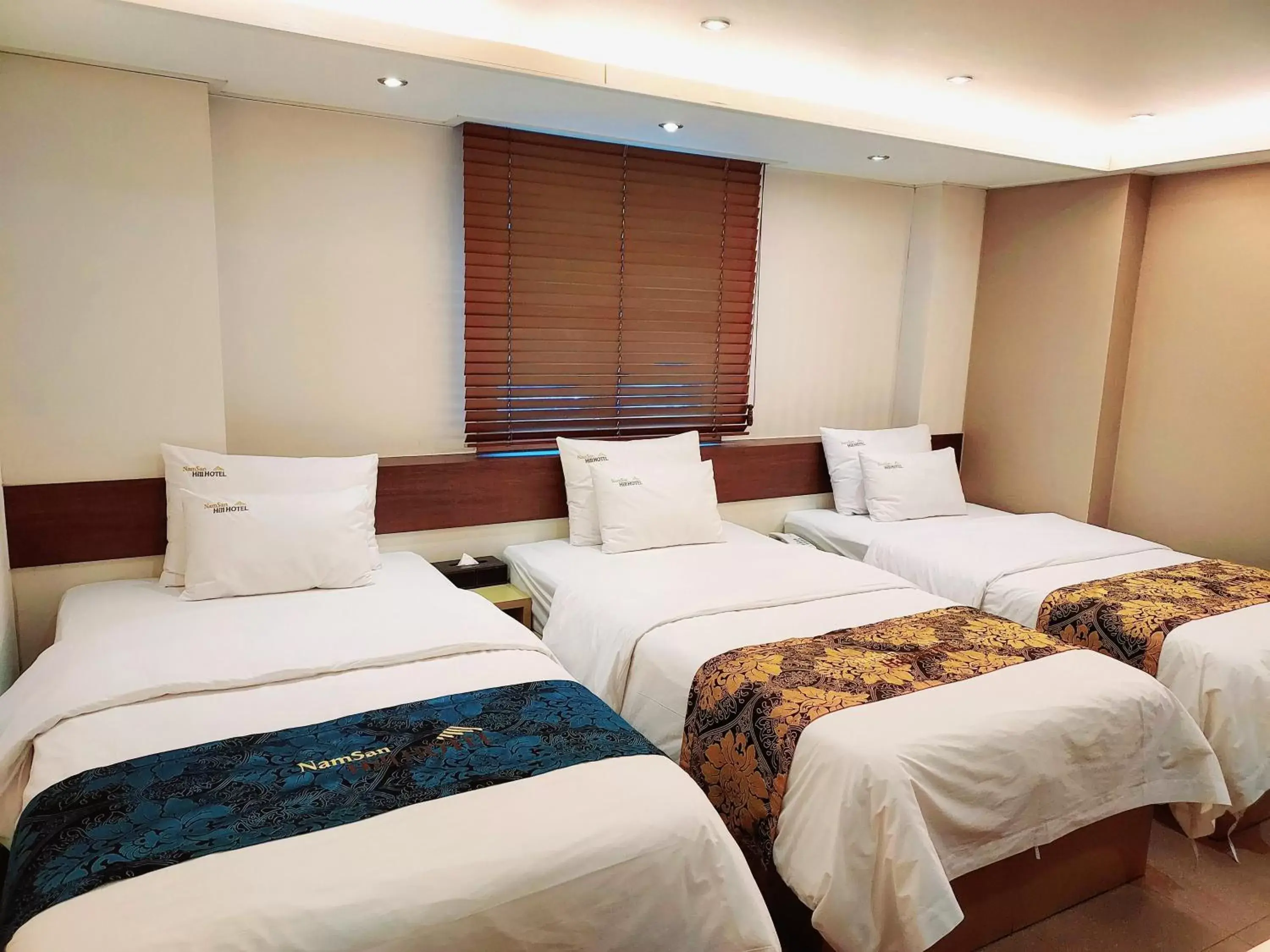 Bedroom, Bed in Namsan Hill Hotel
