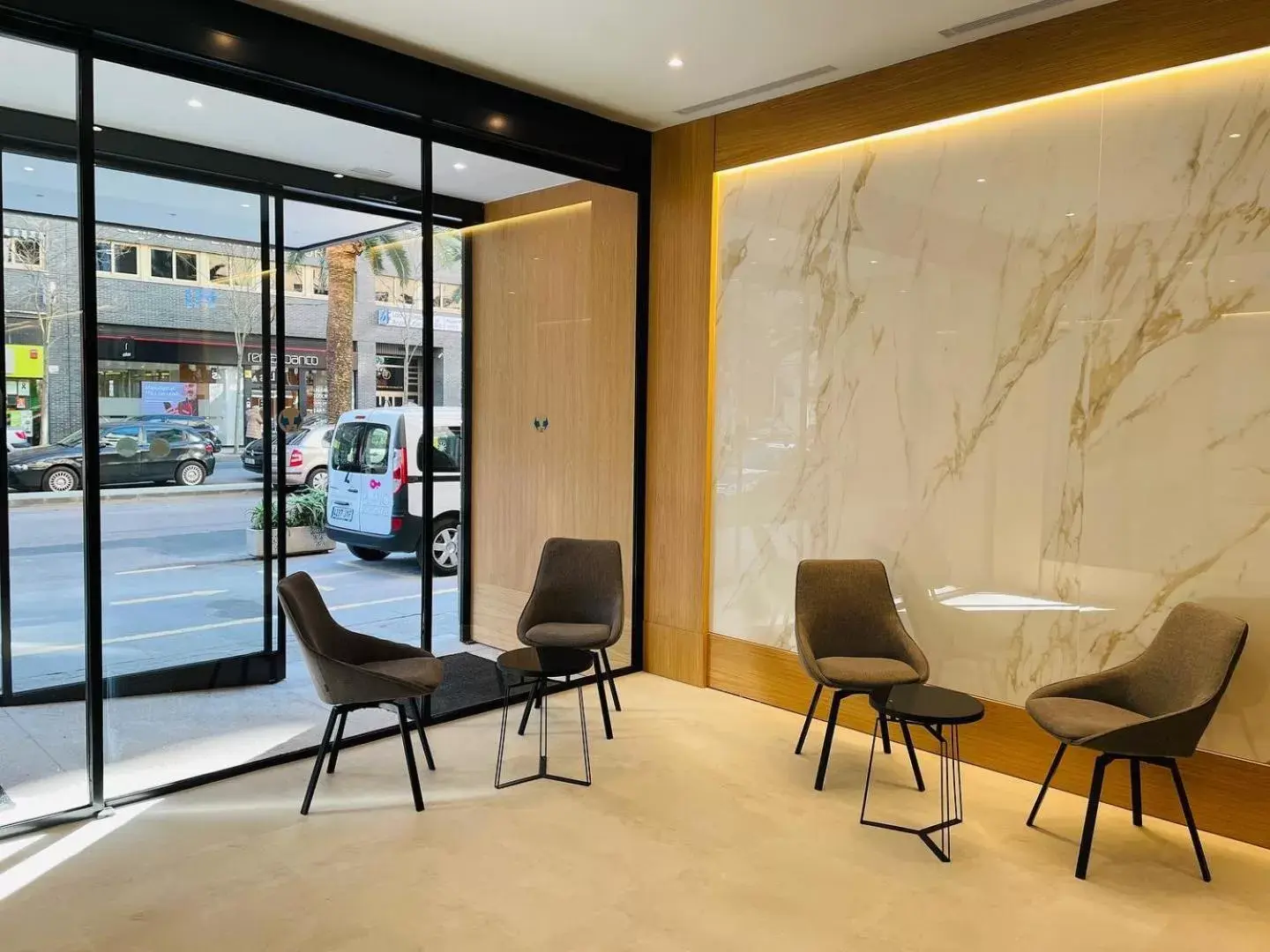 Lobby or reception, Seating Area in Hotel Alcántara