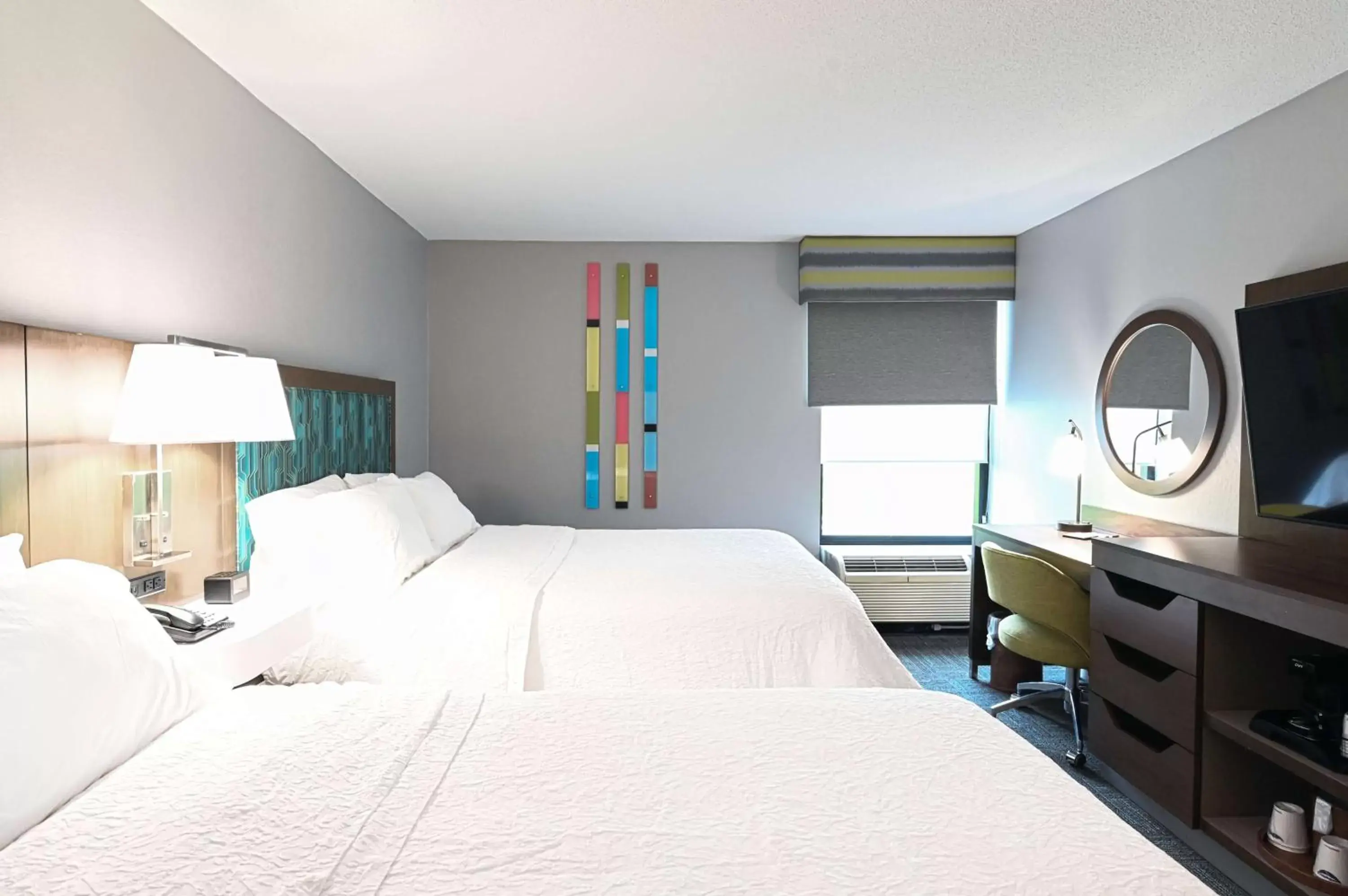 Bedroom, Bed in Hampton Inn Richmond-West Innsbrook Bedroom, Bed in Hampton Inn Richmond-West Innsbrook