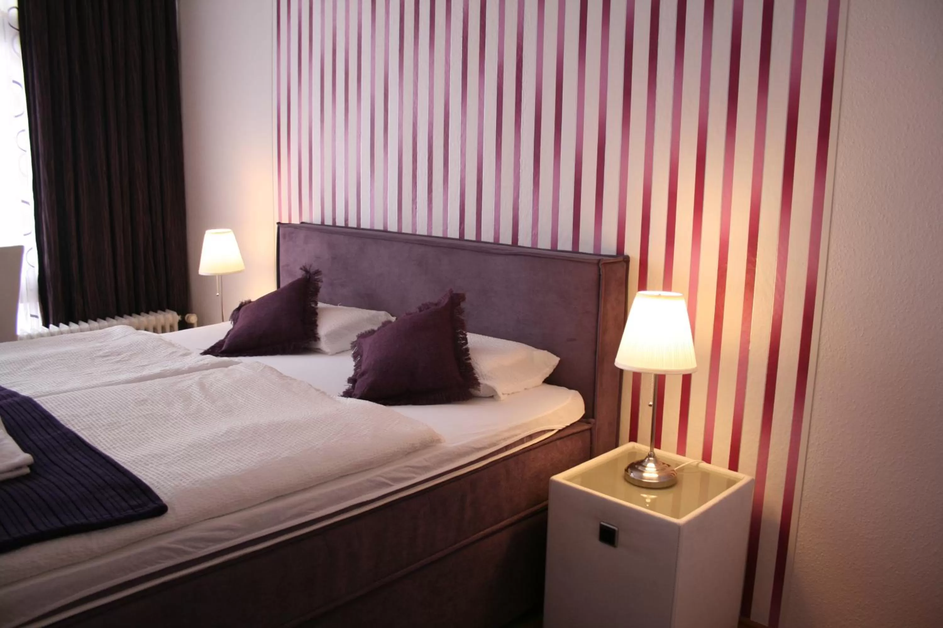 Bed in Gästehaus beim Prinz