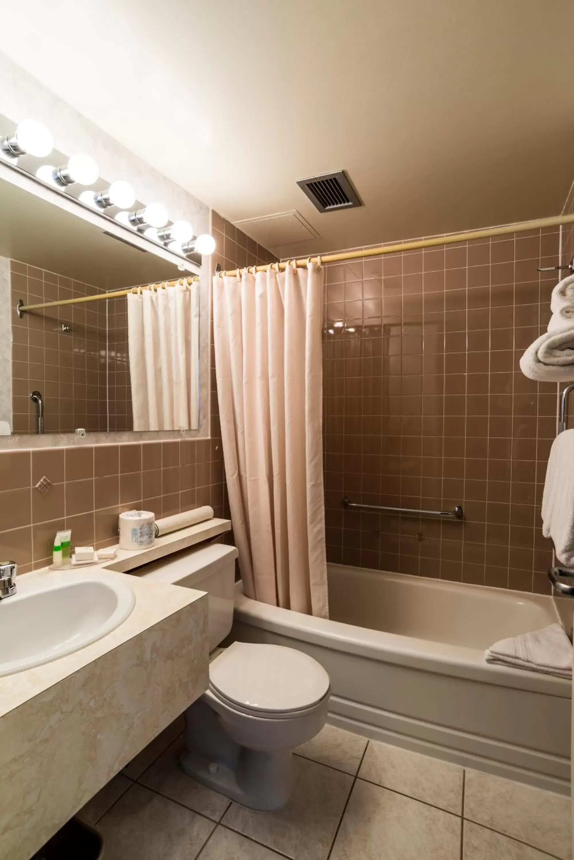 Bathroom in Bow View Lodge