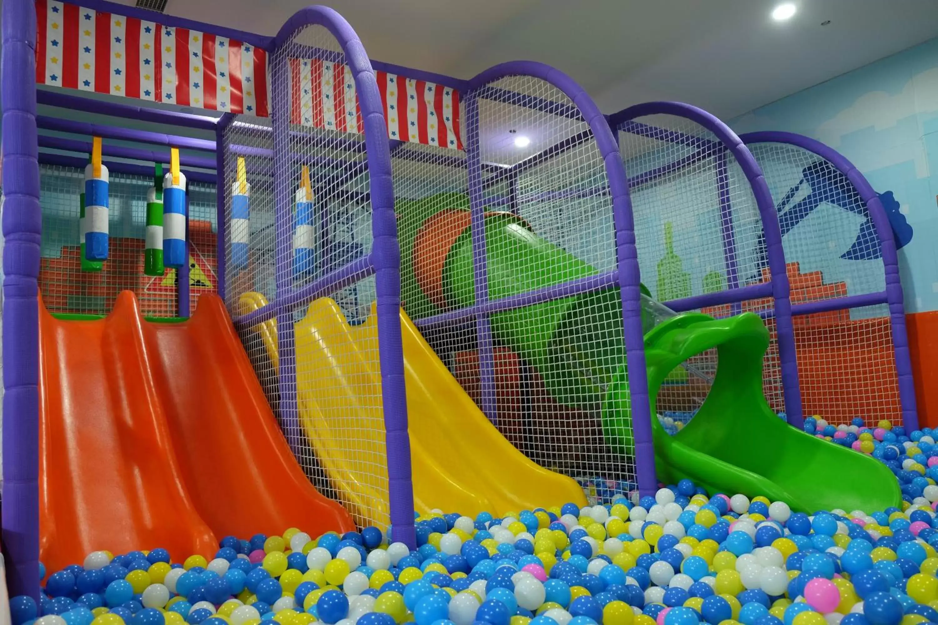 Children play ground, Kid's Club in Wyndham Qingdao