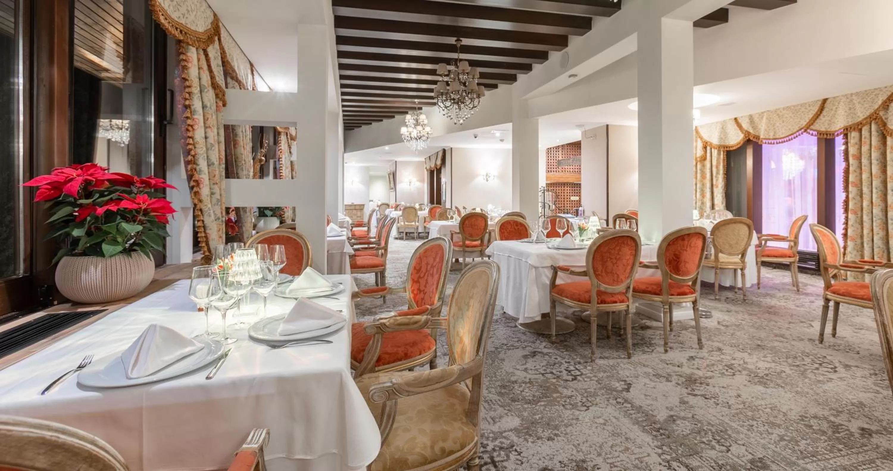 Restaurant/places to eat in Alpin Resort Hotel