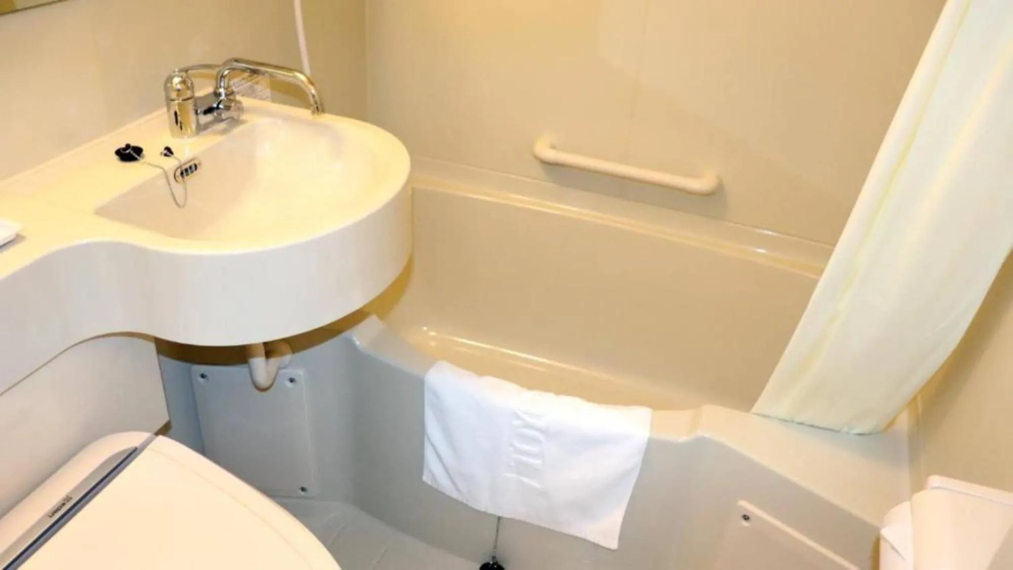 Bathroom in Toyoko Inn Tokyo Haneda Airport No.1