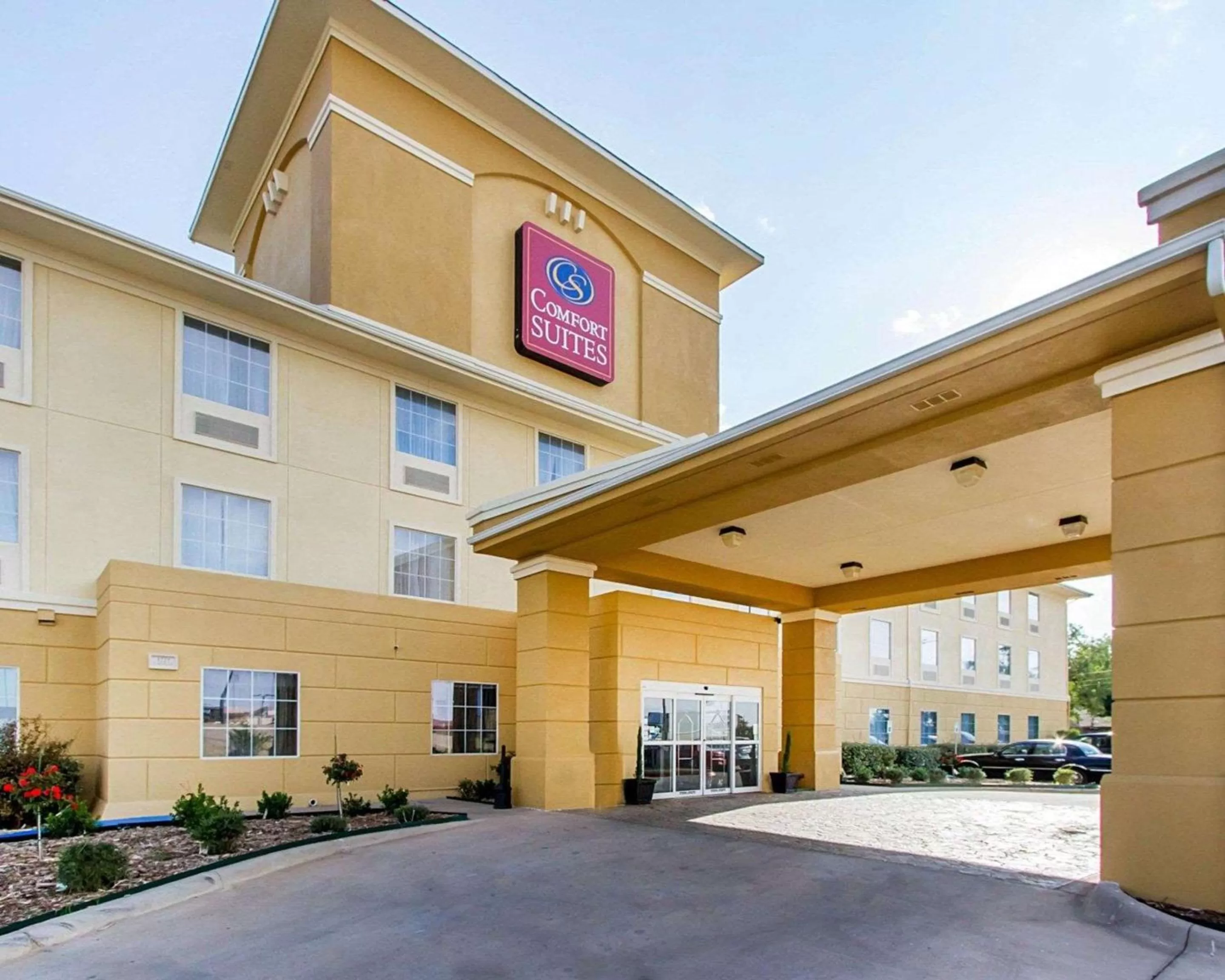 Property building in Comfort Suites Abilene Central