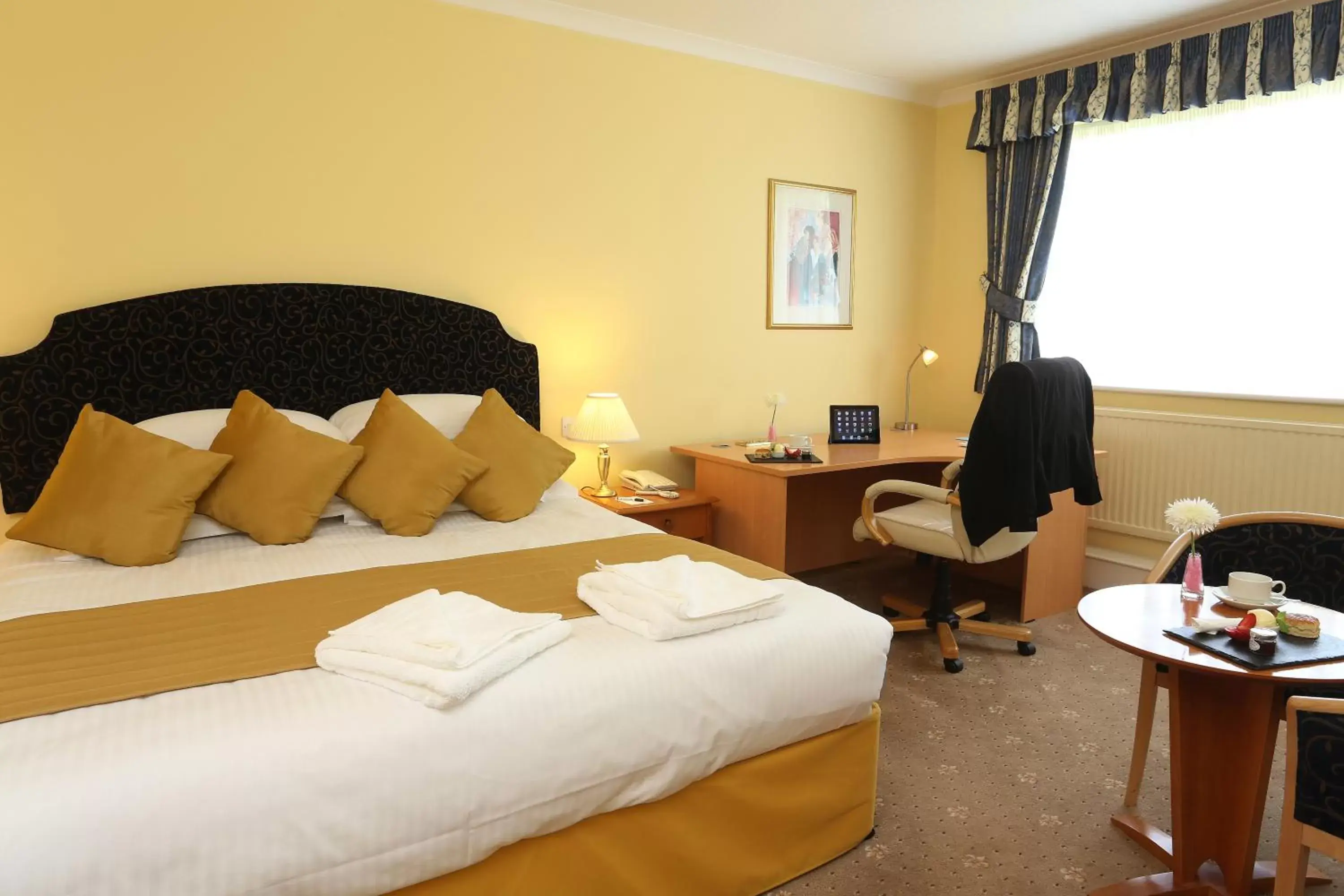 Bedroom, Bed in Tiverton Hotel Lounge & Venue formally Best Western