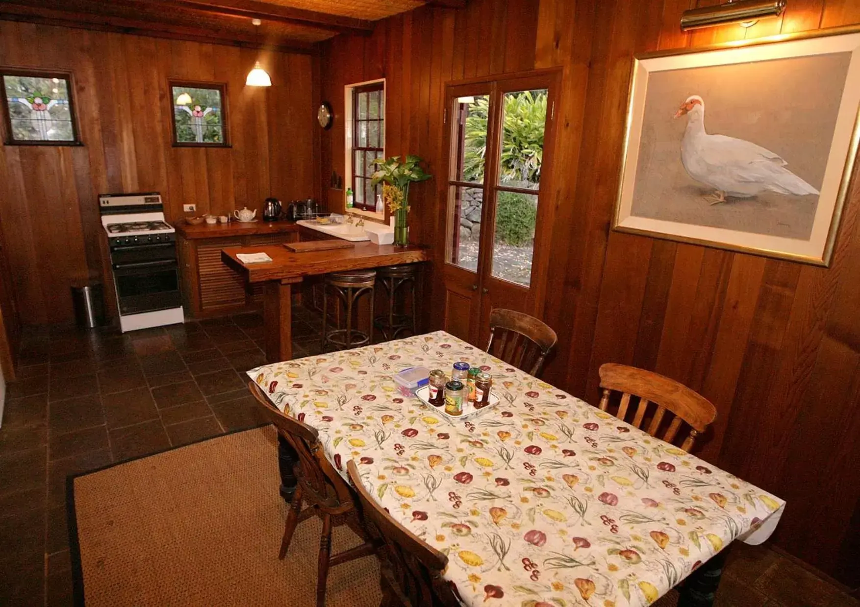 Kitchen or kitchenette, Restaurant/Places to Eat in Hermitage Cottage