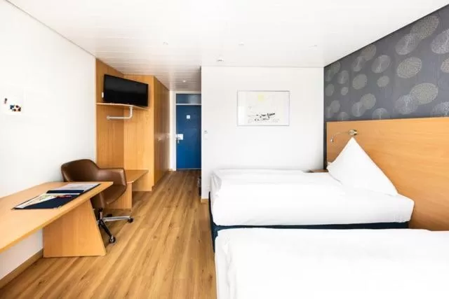 Bed in Hotel ISG Heidelberg