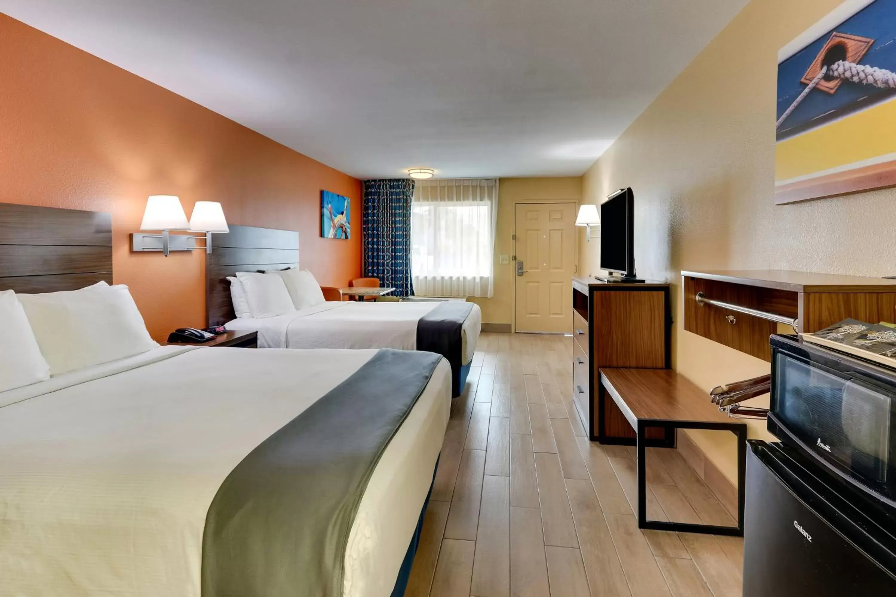 Bed in Captains Quarters Inn Bed in Captains Quarters Inn