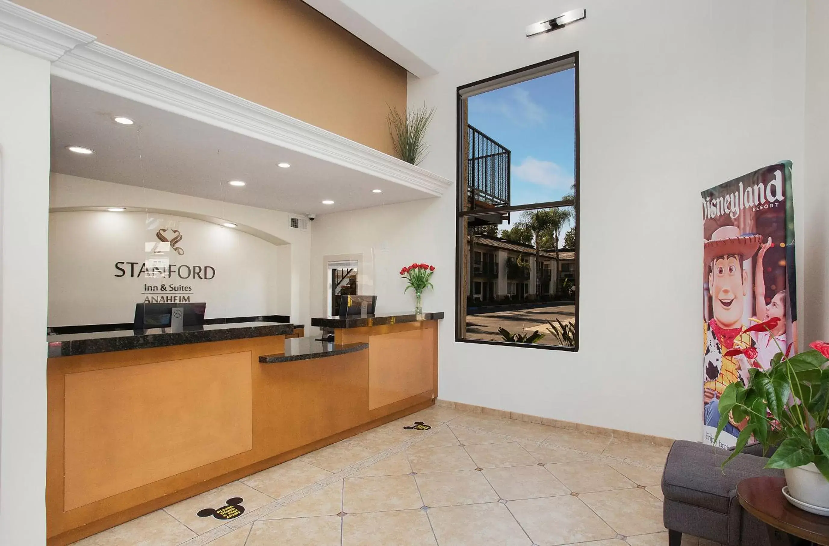 Lobby or reception, Lobby/Reception in Stanford Inn & Suites Anaheim