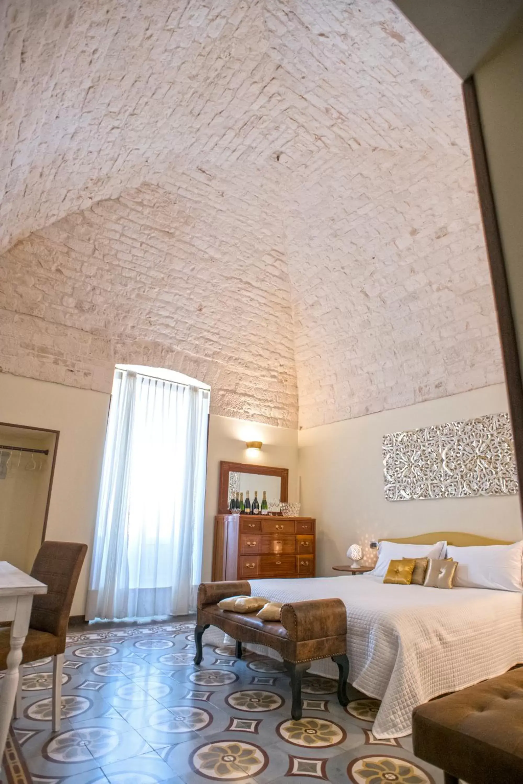Bedroom in Perlage Suite Luxury B&B - Amazing view of Trulli