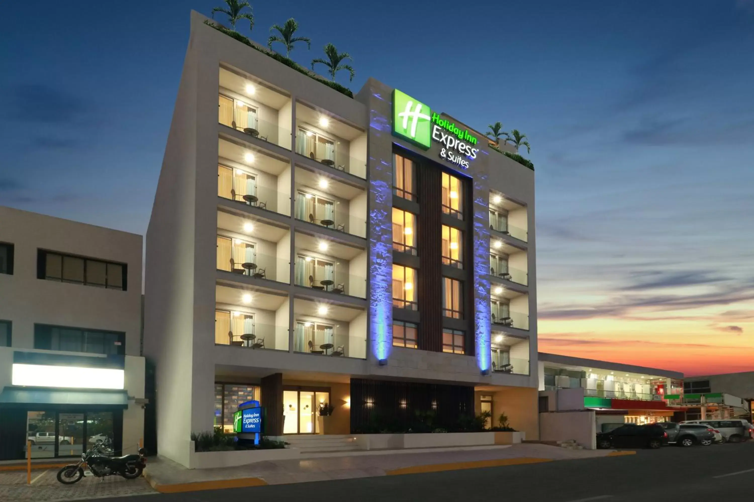 Property Building in Holiday Inn Express & Suites - Playa del Carmen, an IHG Hotel