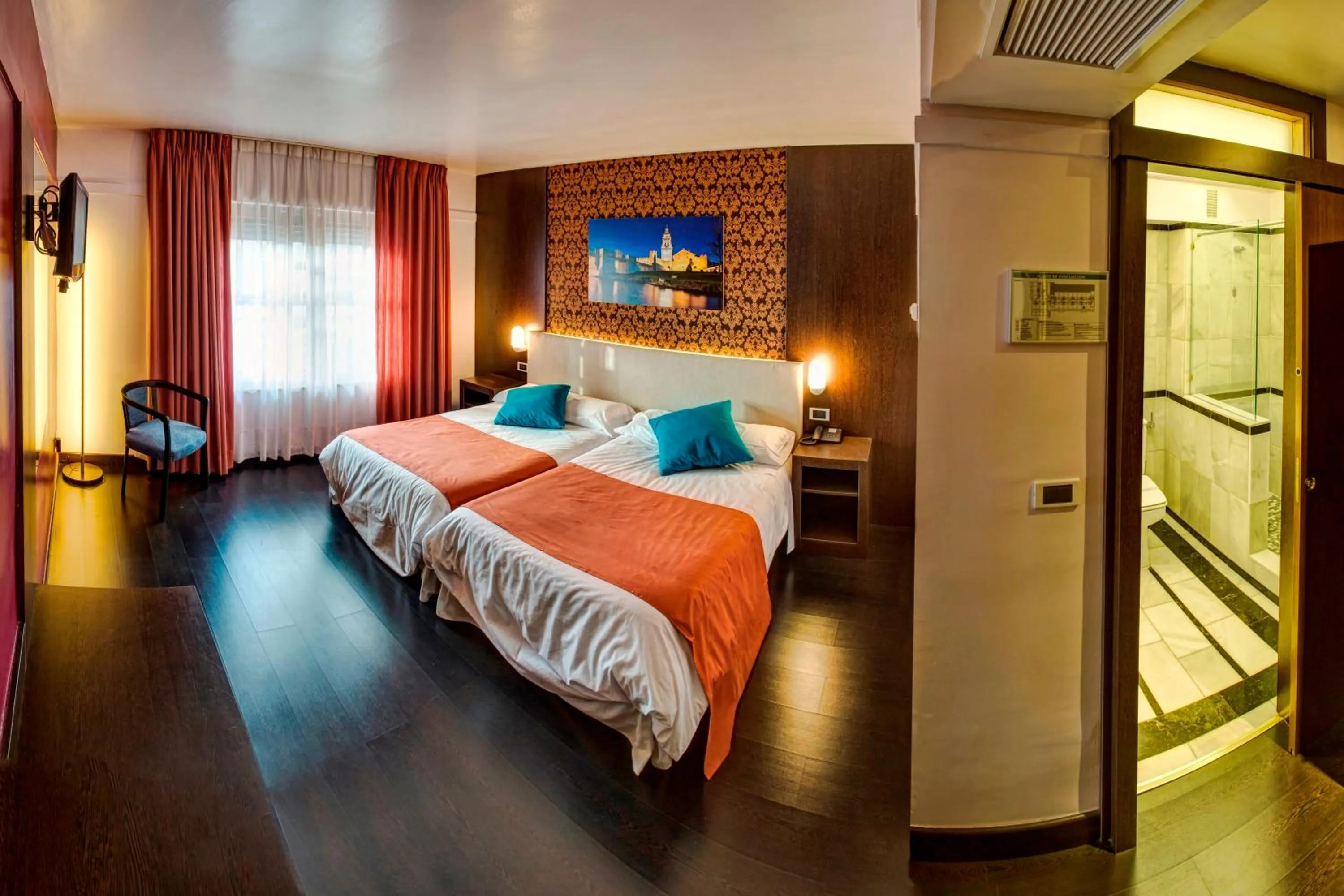 Bed in Hotel Spa Rio Ucero