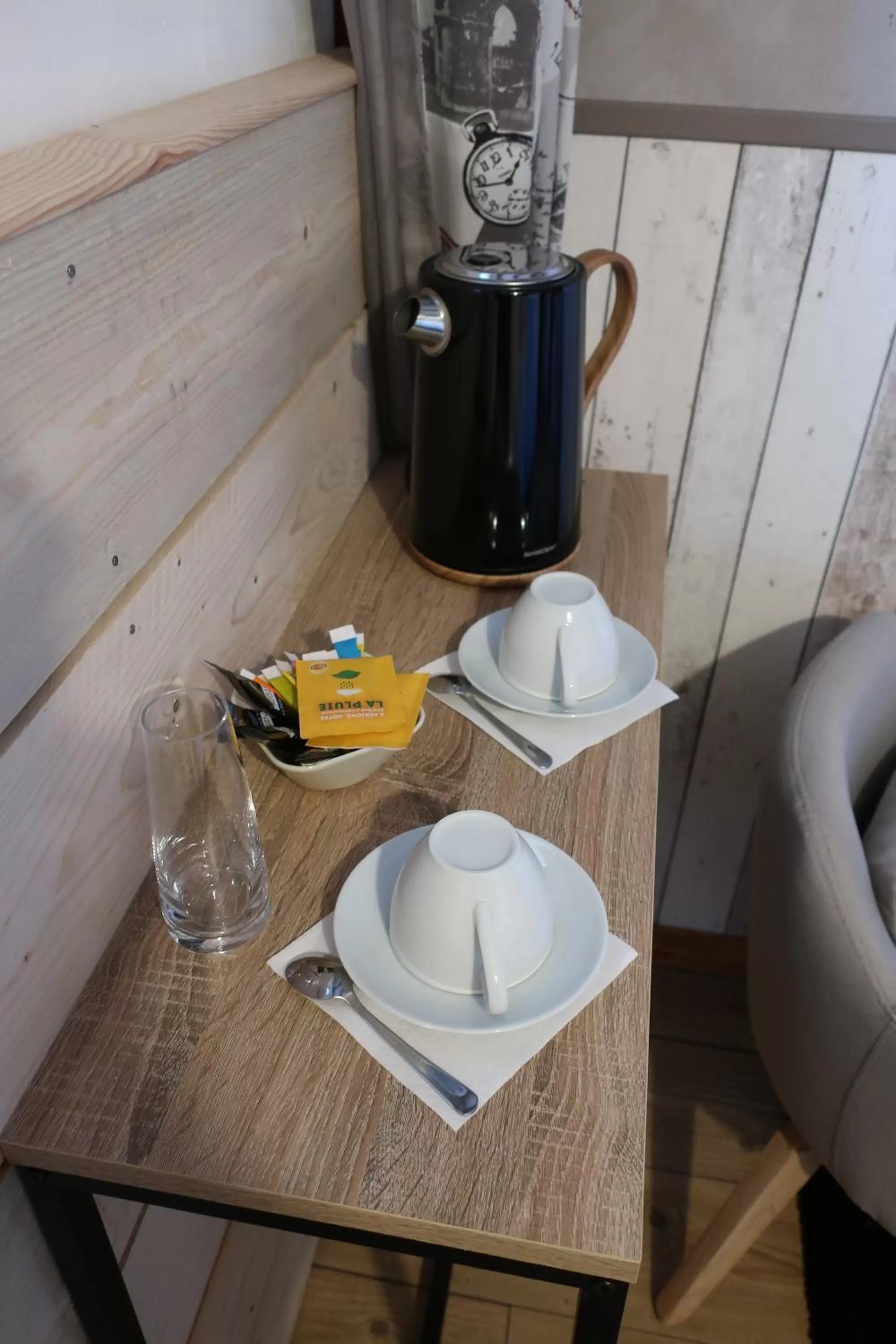 Coffee/tea facilities in chambres d'hôtes le Chêne