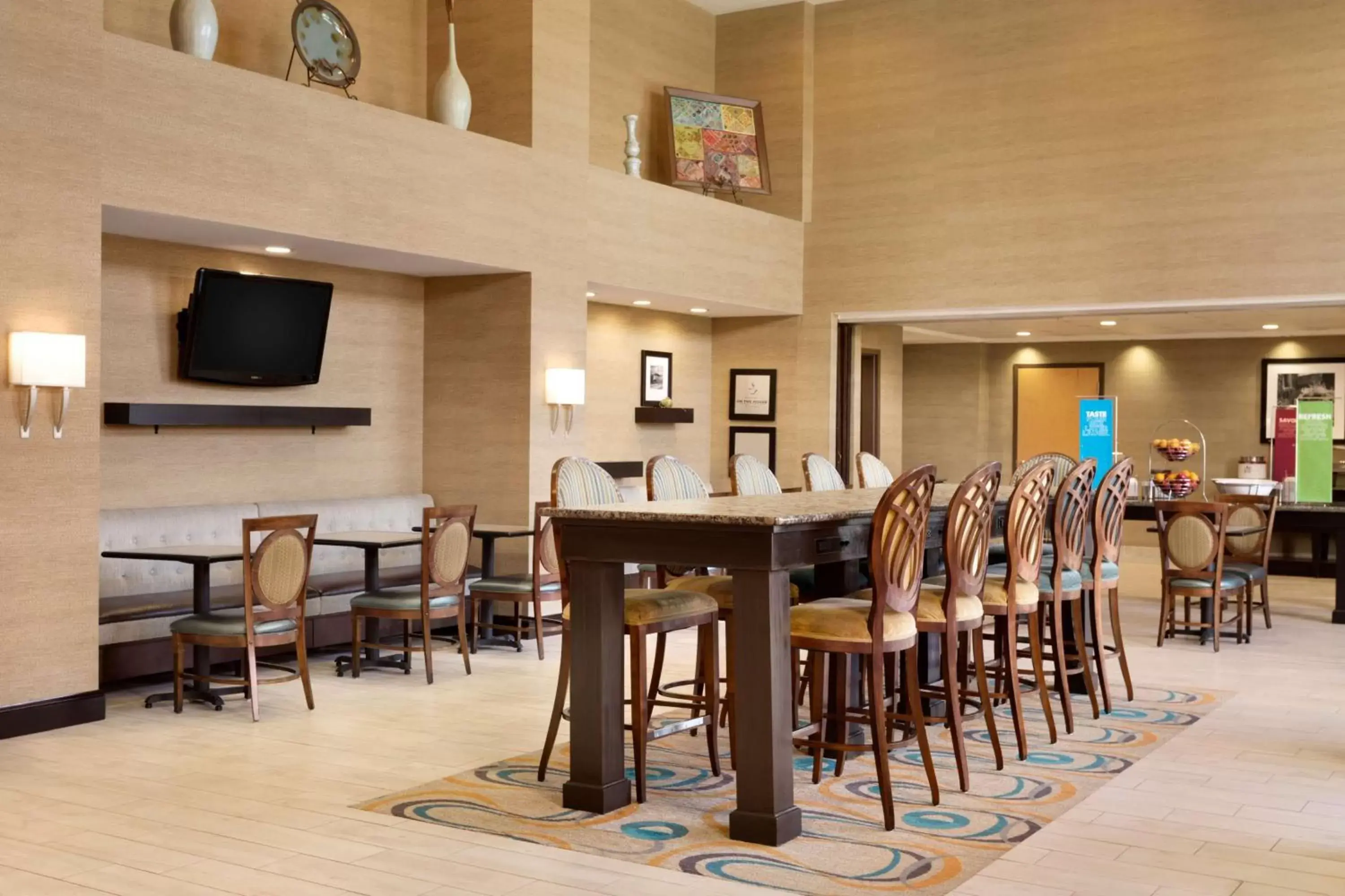 Lobby or reception, Restaurant/Places to Eat in Hampton Inn & Suites Birmingham Airport Area