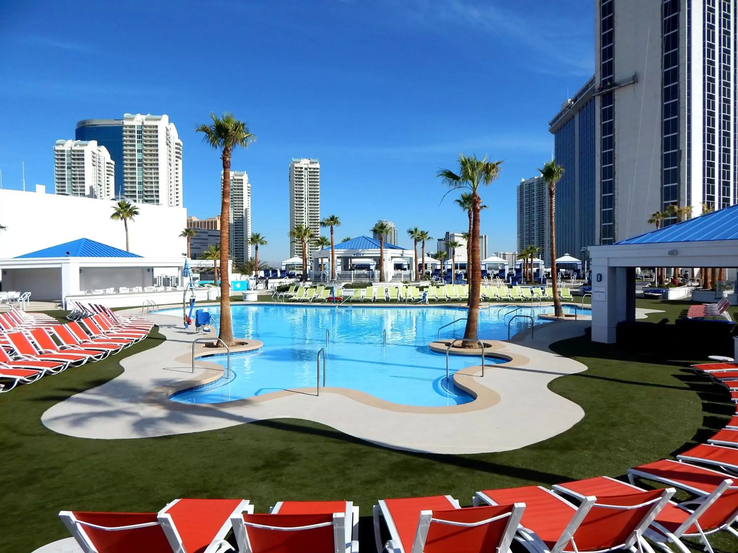 Swimming Pool in Westgate Las Vegas Resort and Casino