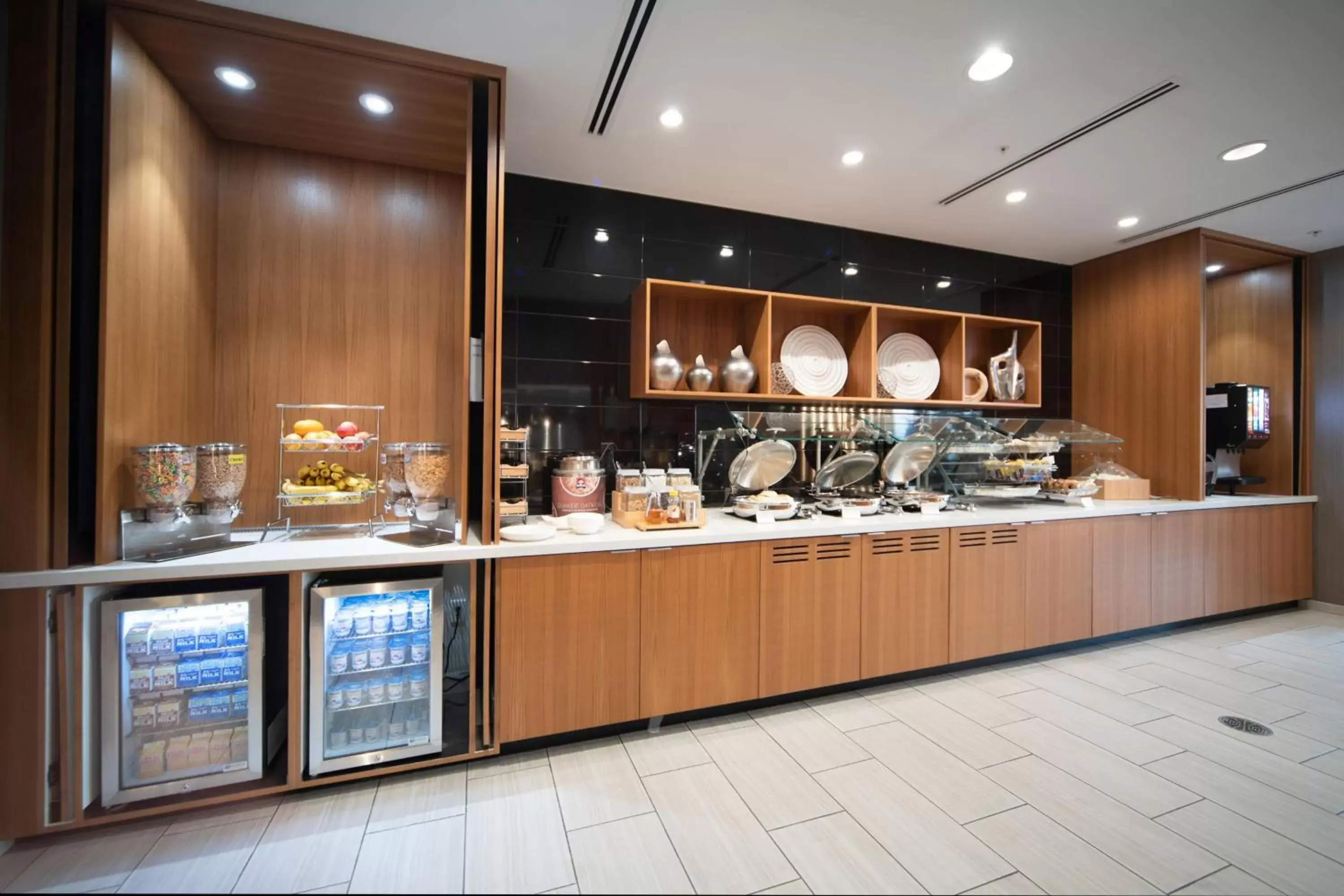 Breakfast, Restaurant/Places to Eat in SpringHill Suites by Marriott Kenosha
