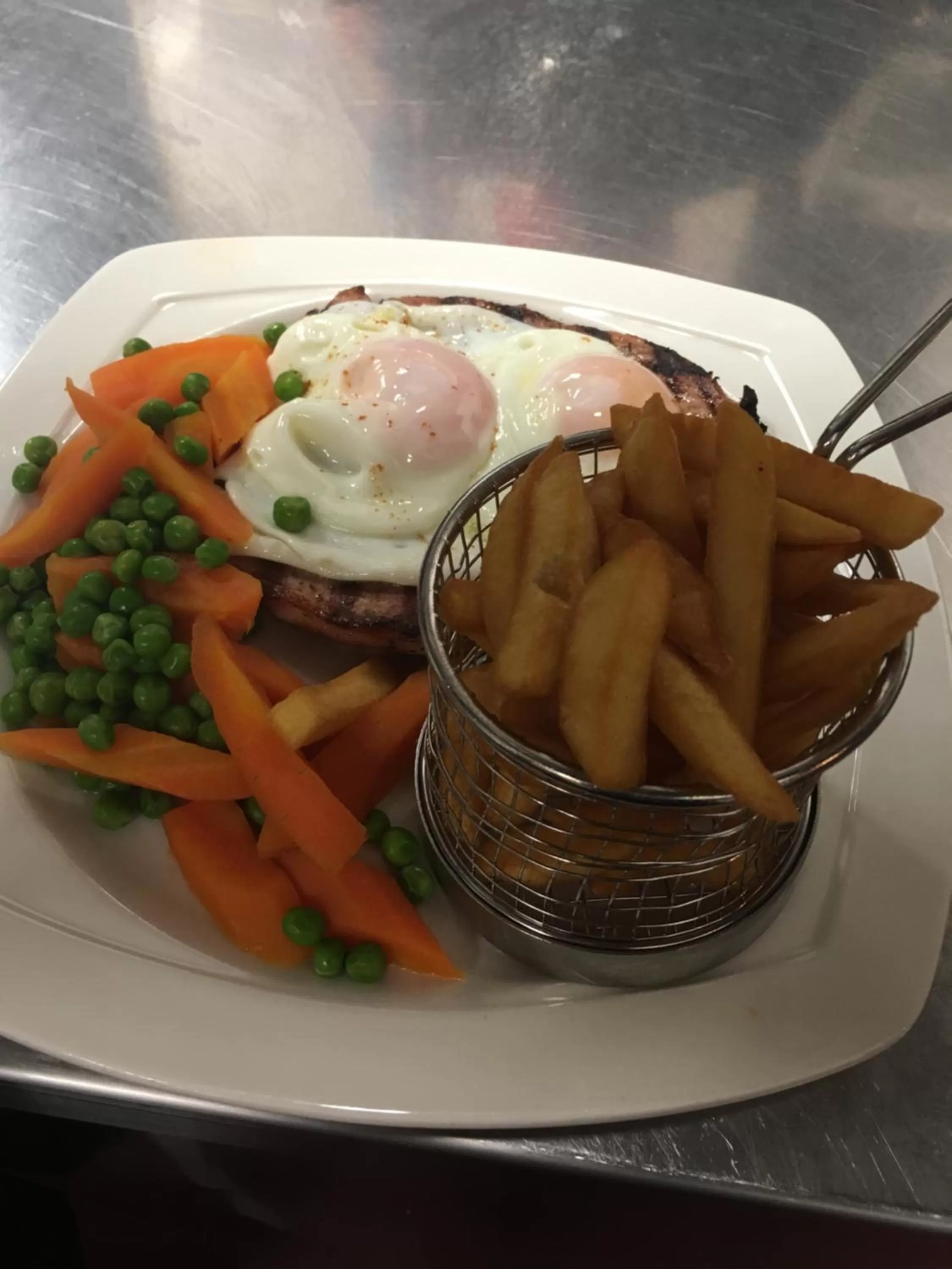 Food in The George Hotel